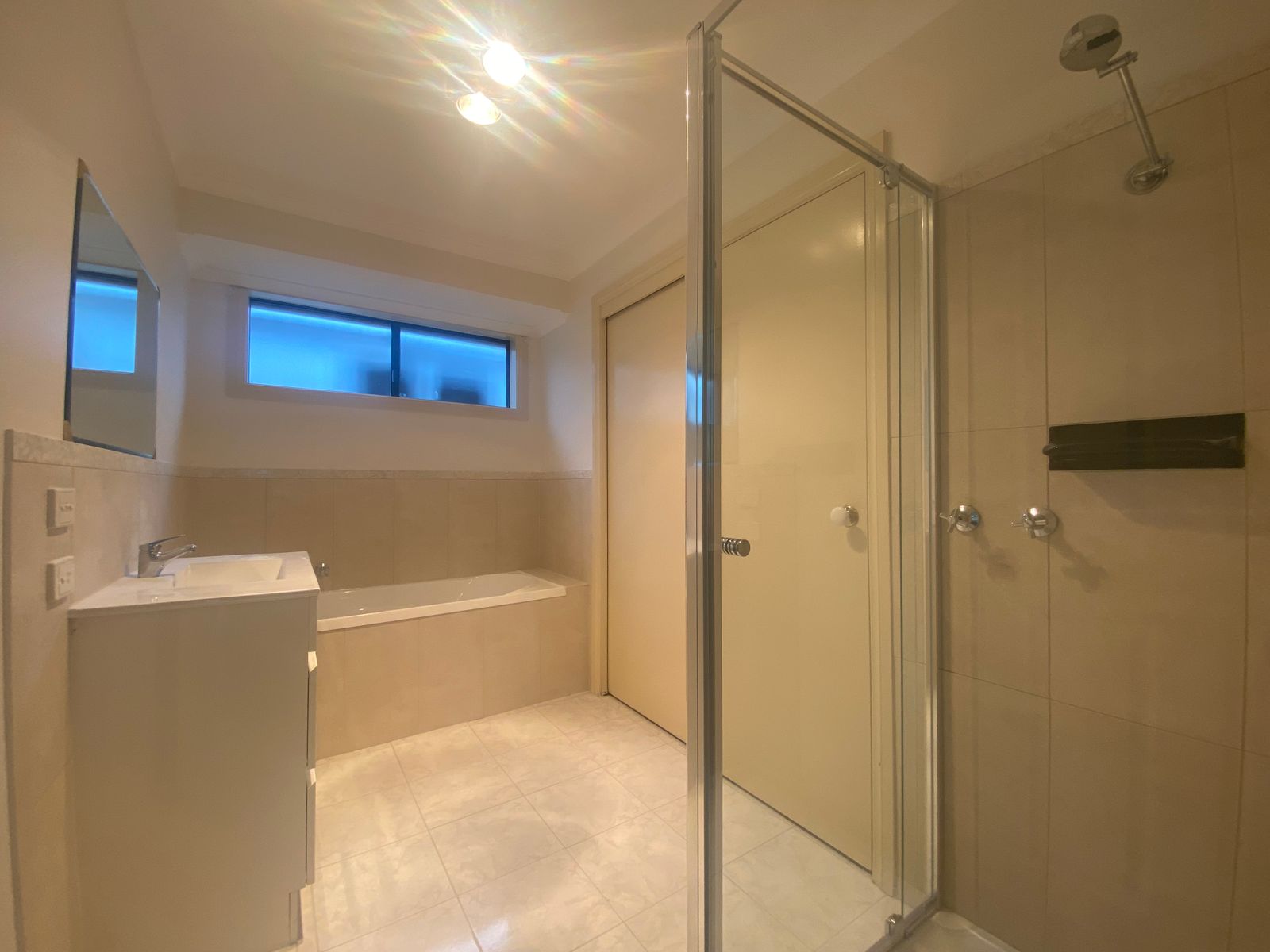 6 Broadbent Way, Pakenham, VIC 3810, Pakenham - Thumbnail 4