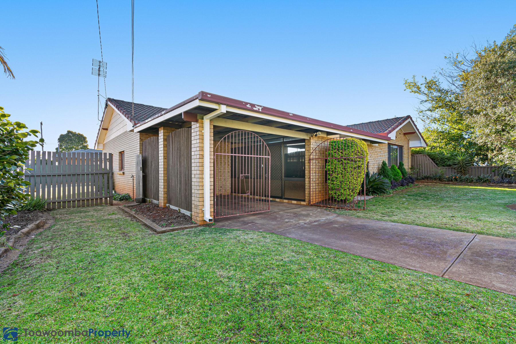 3 Aruma Street, Wilsonton Heights QLD 4350