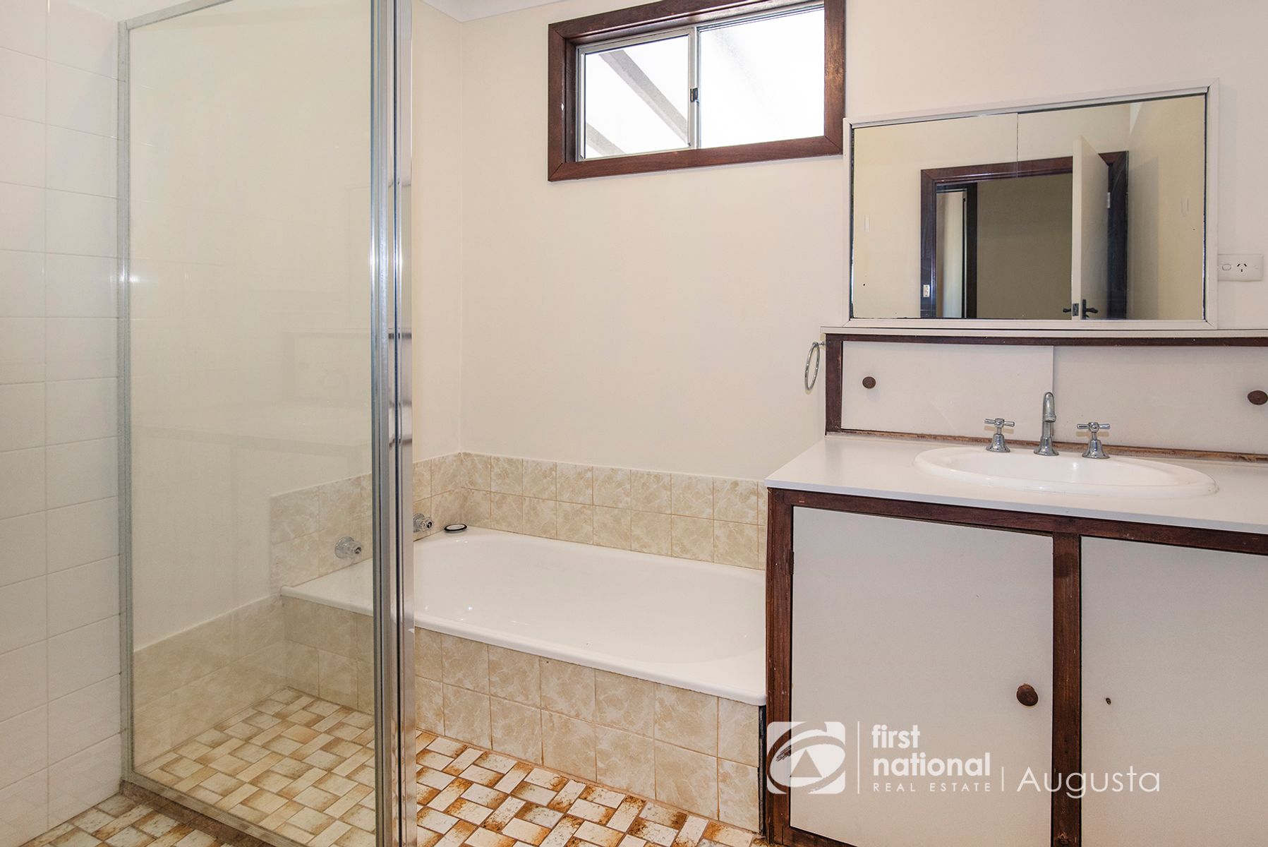 131 Gifford  Road, Dunsborough WA 6281, Dunsborough - Thumbnail 7