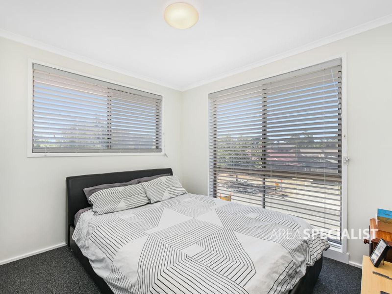 102 Waverley Park Drive, Cranbourne North, VIC 3977, Cranbourne North - Thumbnail 4