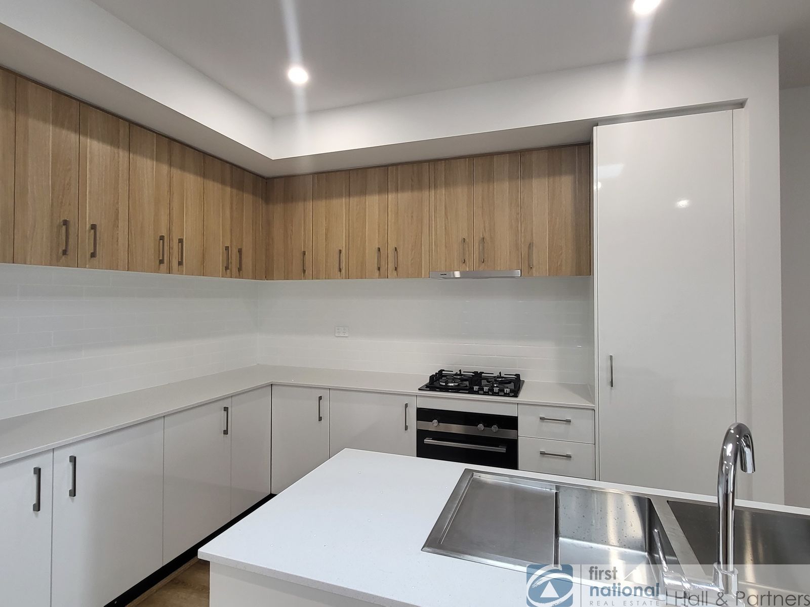 32 Limestone Drive, Berwick VIC 3806, Berwick - Thumbnail 2