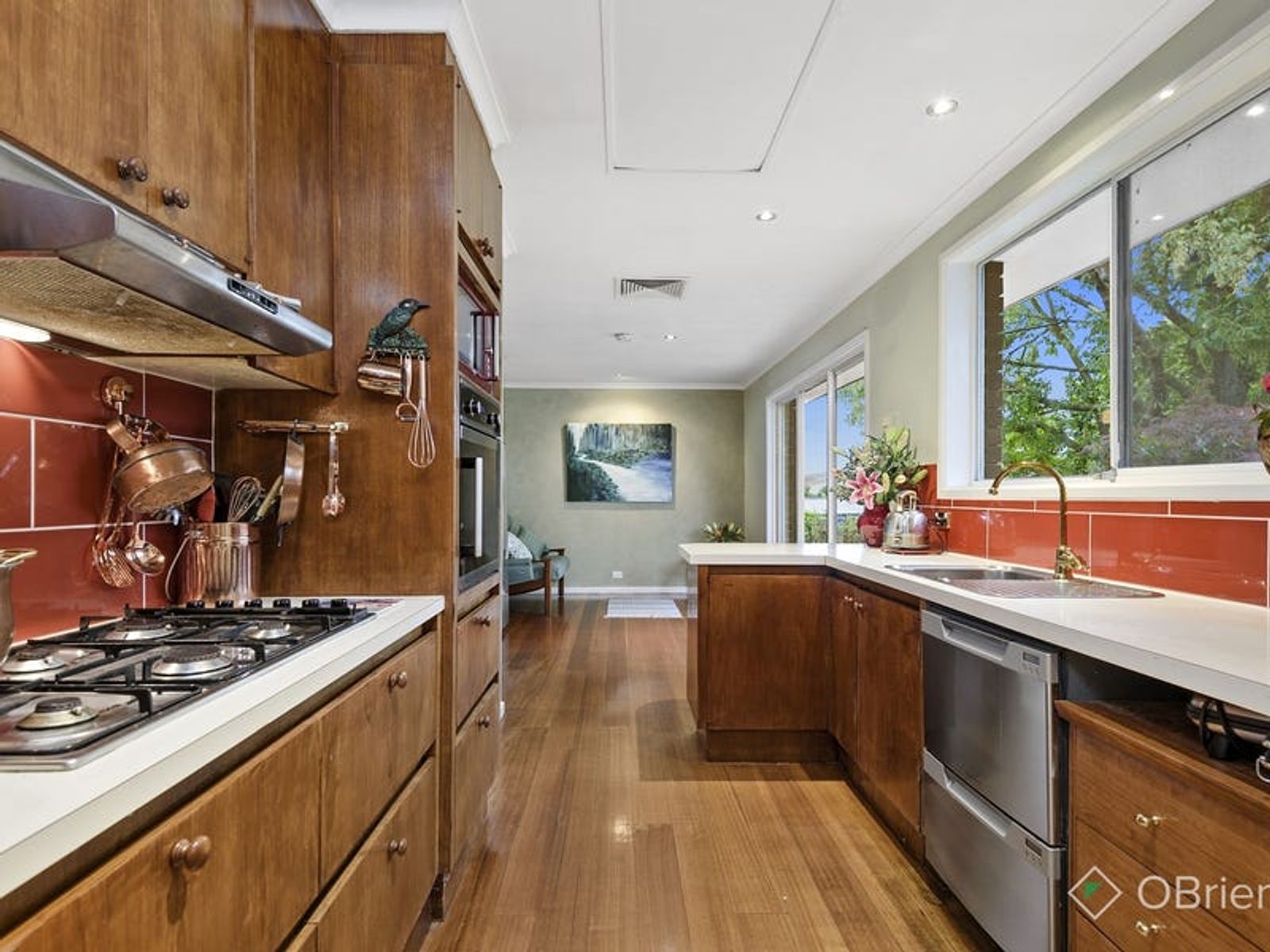 9 Correa Place, Endeavour Hills, VIC 3802, Endeavour Hills - Thumbnail 4