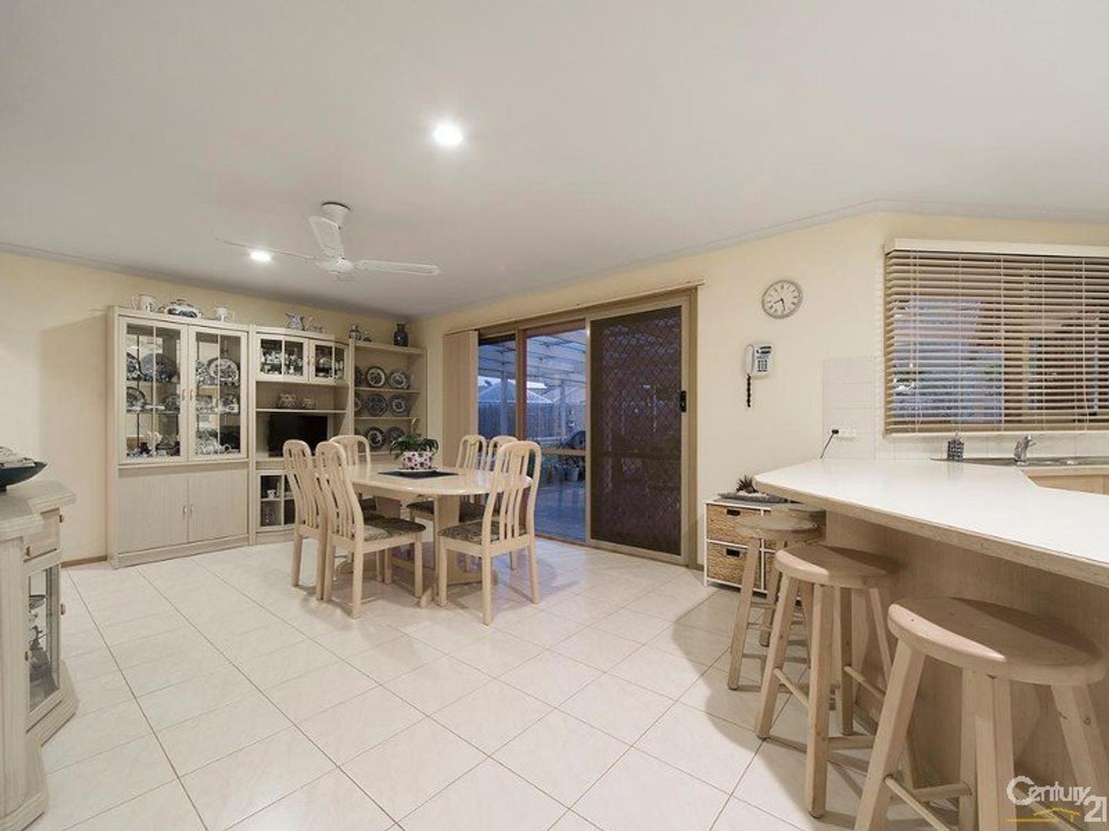 119 Courtenay Avenue, Cranbourne North - Thumbnail 7