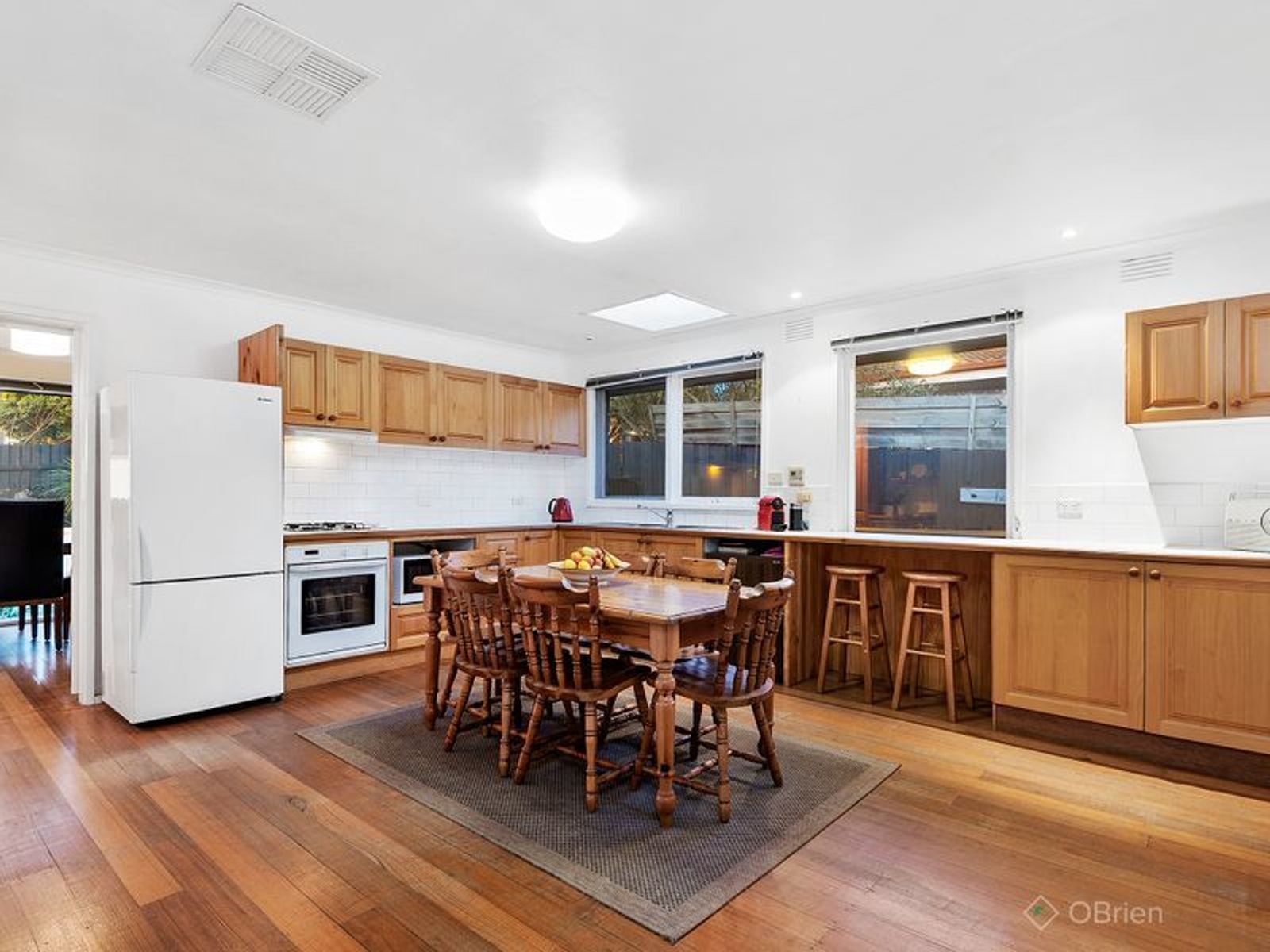 1 Wolf Court, Endeavour Hills, VIC 3802, Endeavour Hills - Thumbnail 2