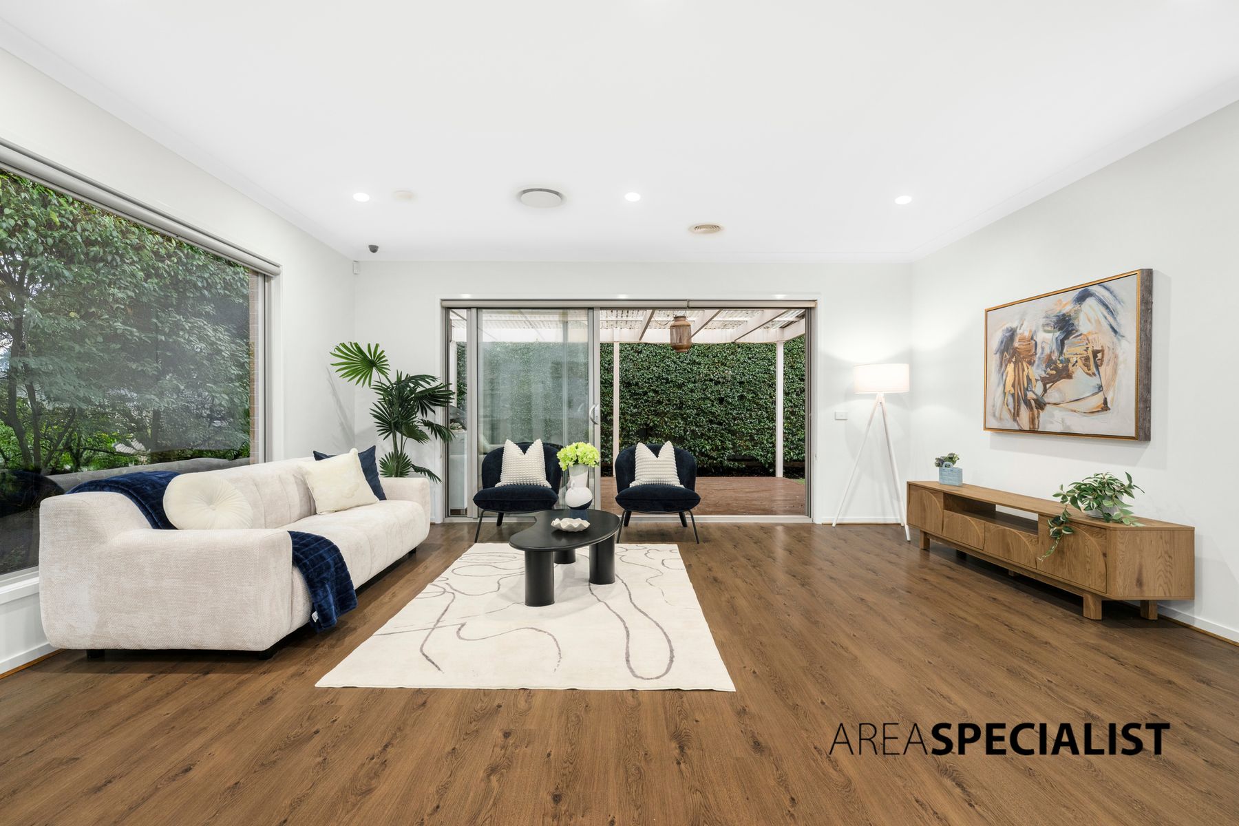7 Lipizzan Way, Clyde North, VIC 3978, Clyde North - Thumbnail 2