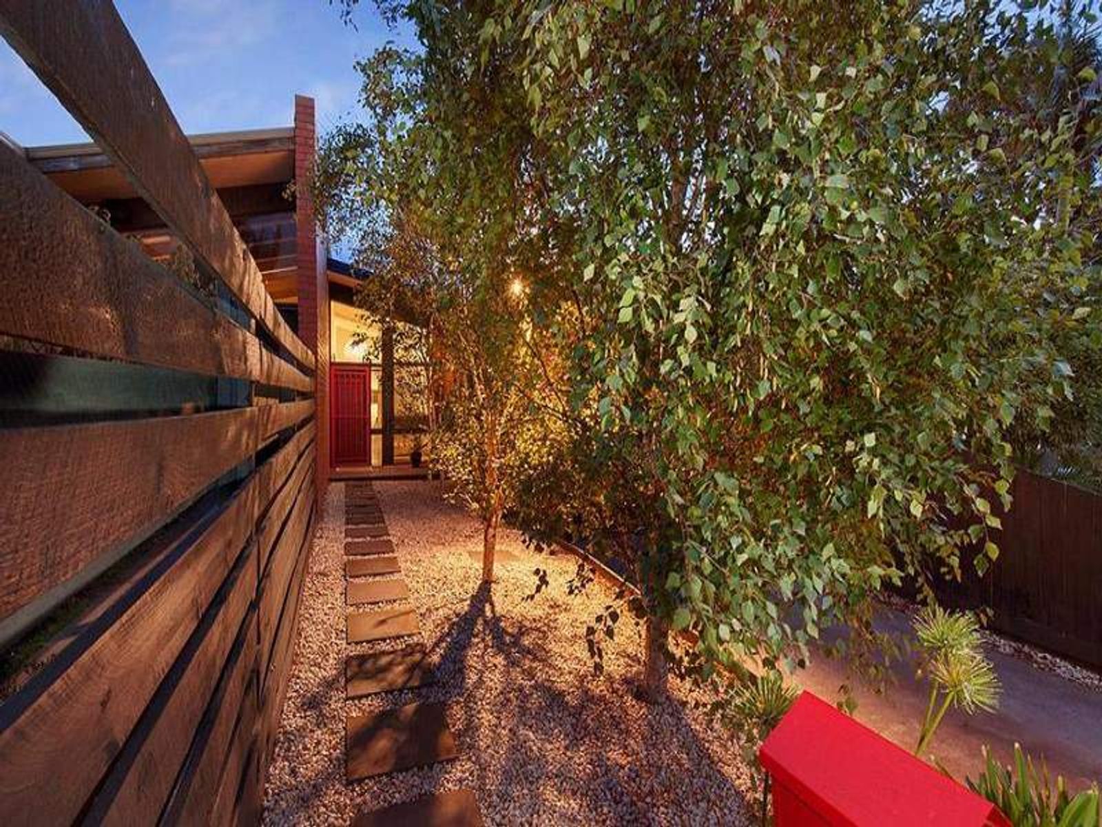 91B Bayswater Road, Kensington - Thumbnail 2