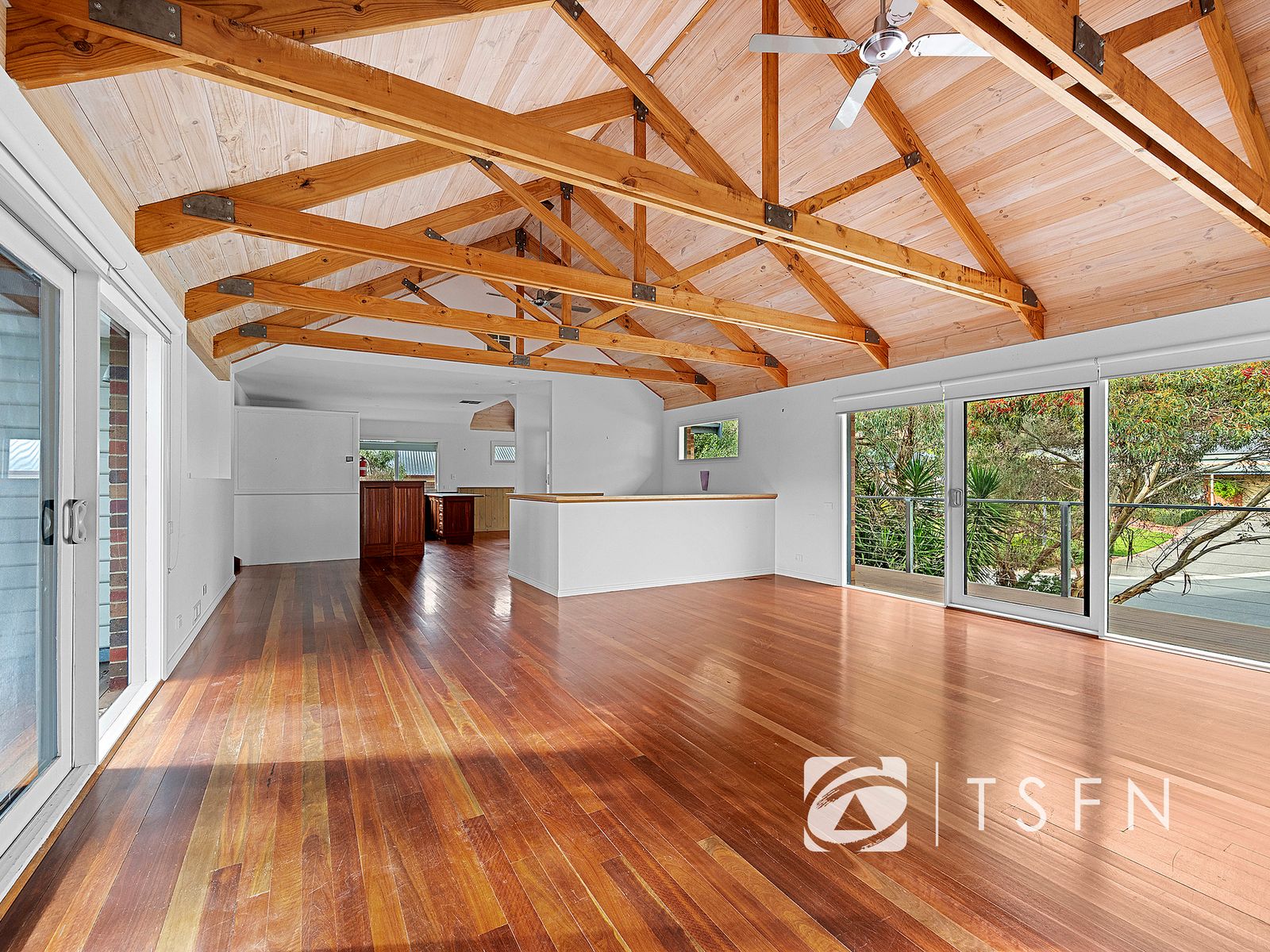 4 Samuel Court, Spring Gully VIC 3550, Spring Gully - Thumbnail 2
