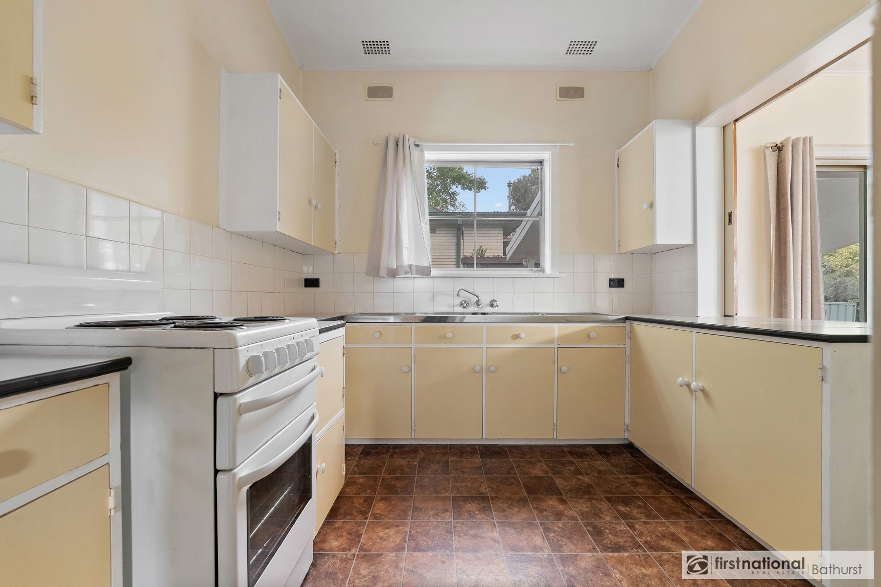 187 Browning Street, Bathurst NSW 2795, Bathurst - Thumbnail 4