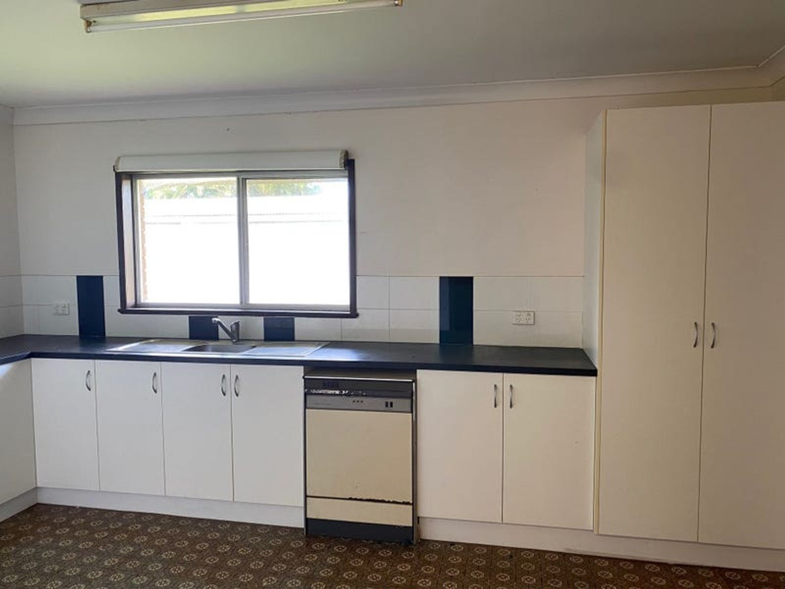 15 Warland Street, South Mackay, QLD 4740, South Mackay - Thumbnail 3