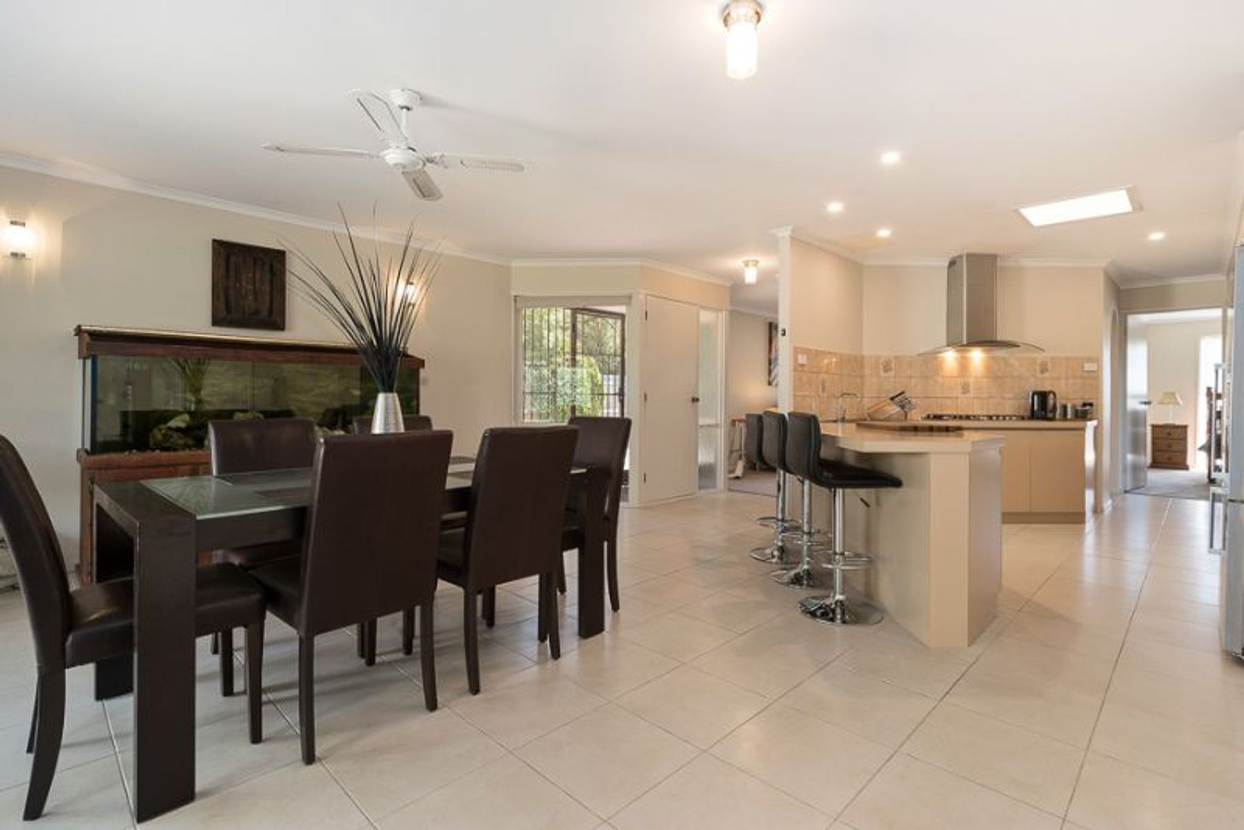 66 Lyrebird Drive, Carrum Downs, Carrum Downs - Thumbnail 3