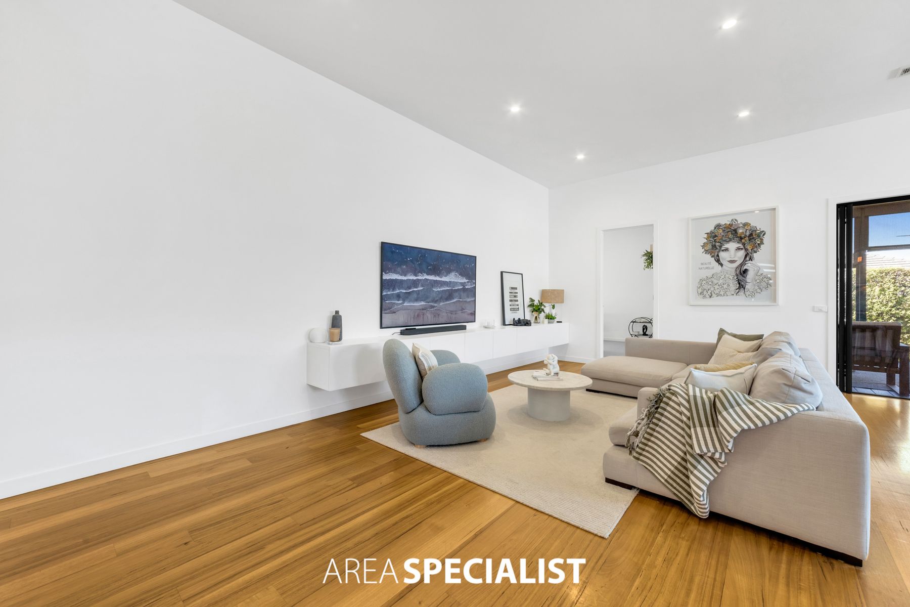 20 Grattan Way, Pakenham, VIC 3810, Pakenham - Thumbnail 7