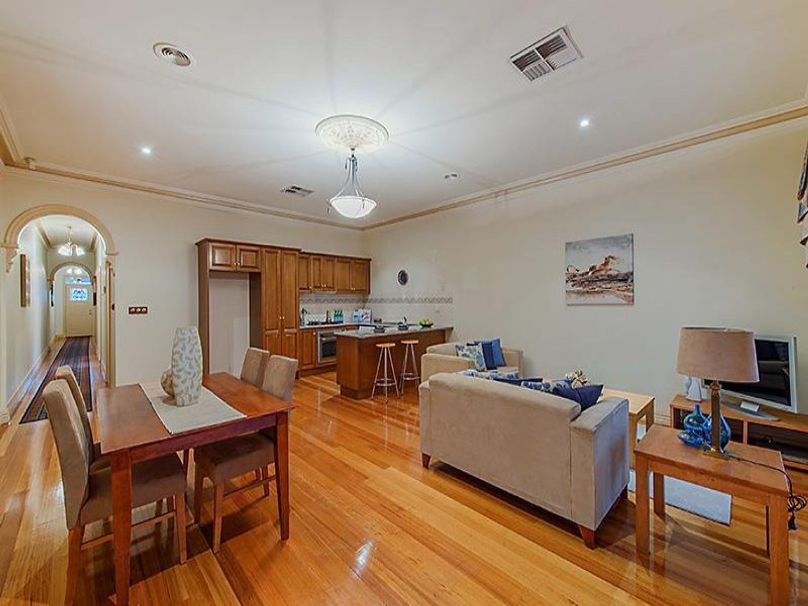 1/108 Roseberry Street, Ascot Vale - Thumbnail 8