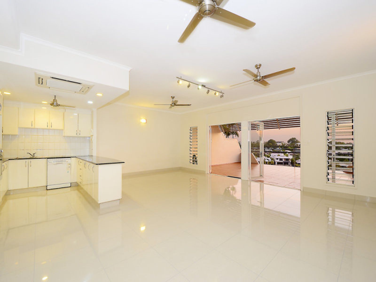 10/12 Paspaley Place, Larrakeyah NT 0820, Larrakeyah - Thumbnail 4