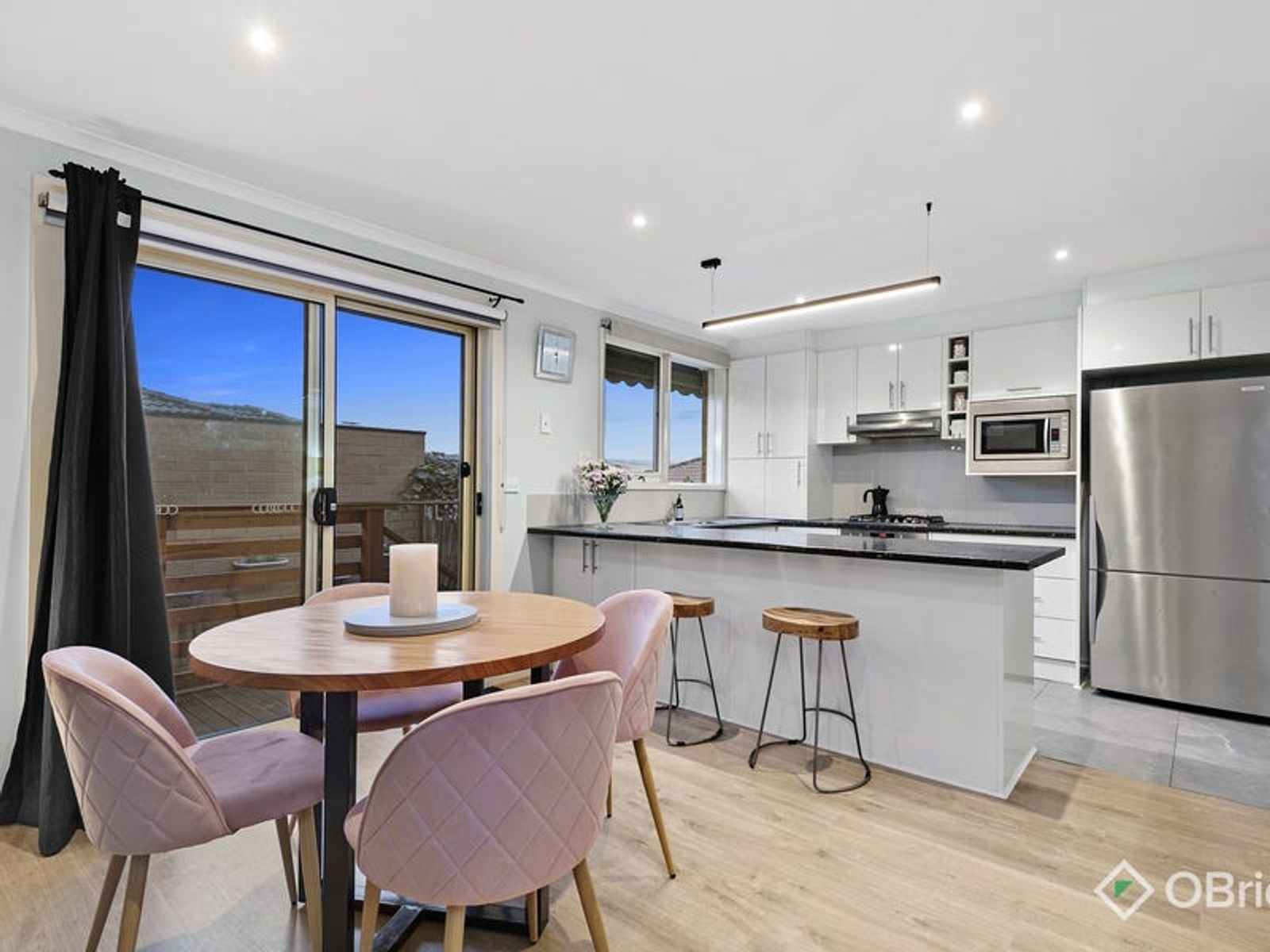 14 Castlecrag Close, Endeavour Hills, VIC 3802, Endeavour Hills - Thumbnail 4