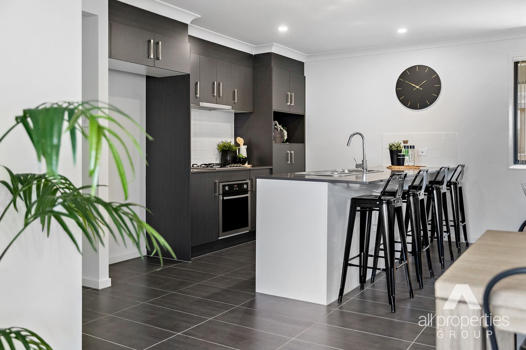 23 Kourounis Street, Logan Reserve QLD 4133, Logan Reserve - Thumbnail 4