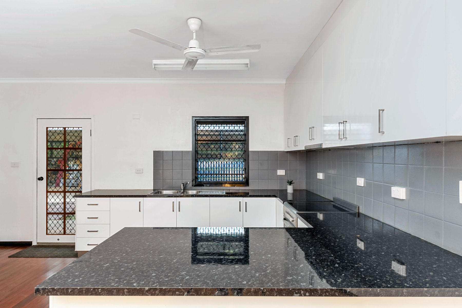 108 Rocklands Drive, Tiwi NT 0810, Tiwi - Thumbnail 5