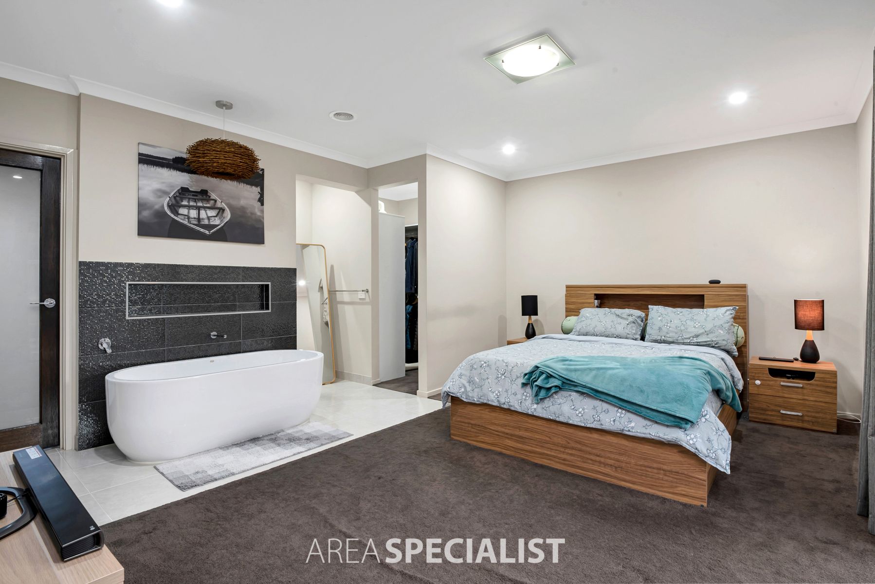 54 Clydevale Avenue, Clyde North, VIC 3978, Clyde North - Thumbnail 3