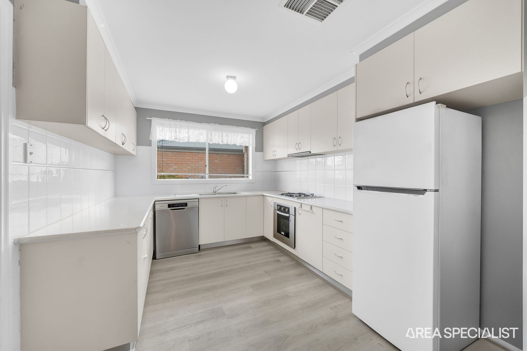 1 Maximus Court, Kurunjang, VIC 3337, Kurunjang - Thumbnail 8