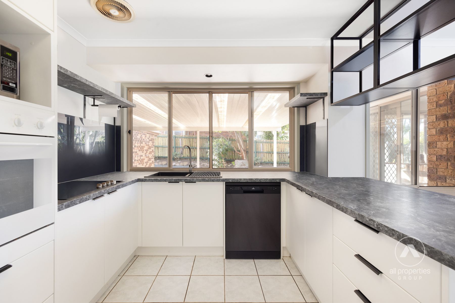 127 Emerald Drive, Regents Park QLD 4118, Regents Park - Thumbnail 4