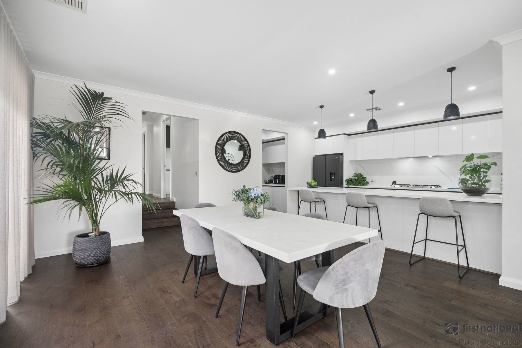 8A Edgefield Way, North Beach - Image 1