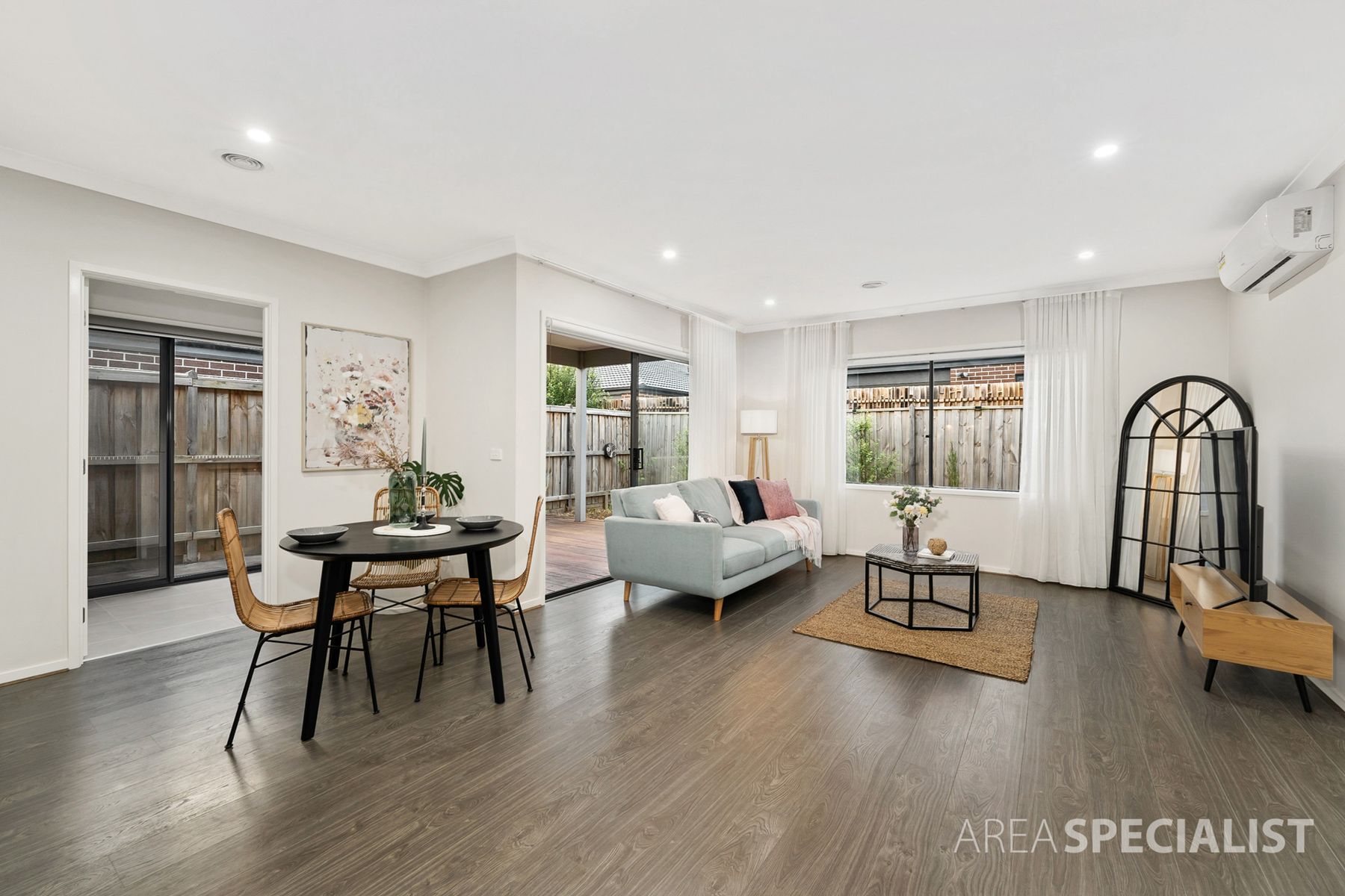 23 Langshan Road, Clyde North, VIC 3978, Clyde North - Thumbnail 7