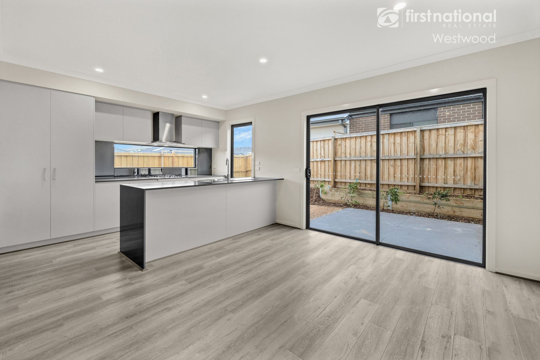 22 Woolspinner Crescent, Wyndham Vale VIC 3024, Wyndham Vale - Thumbnail 2