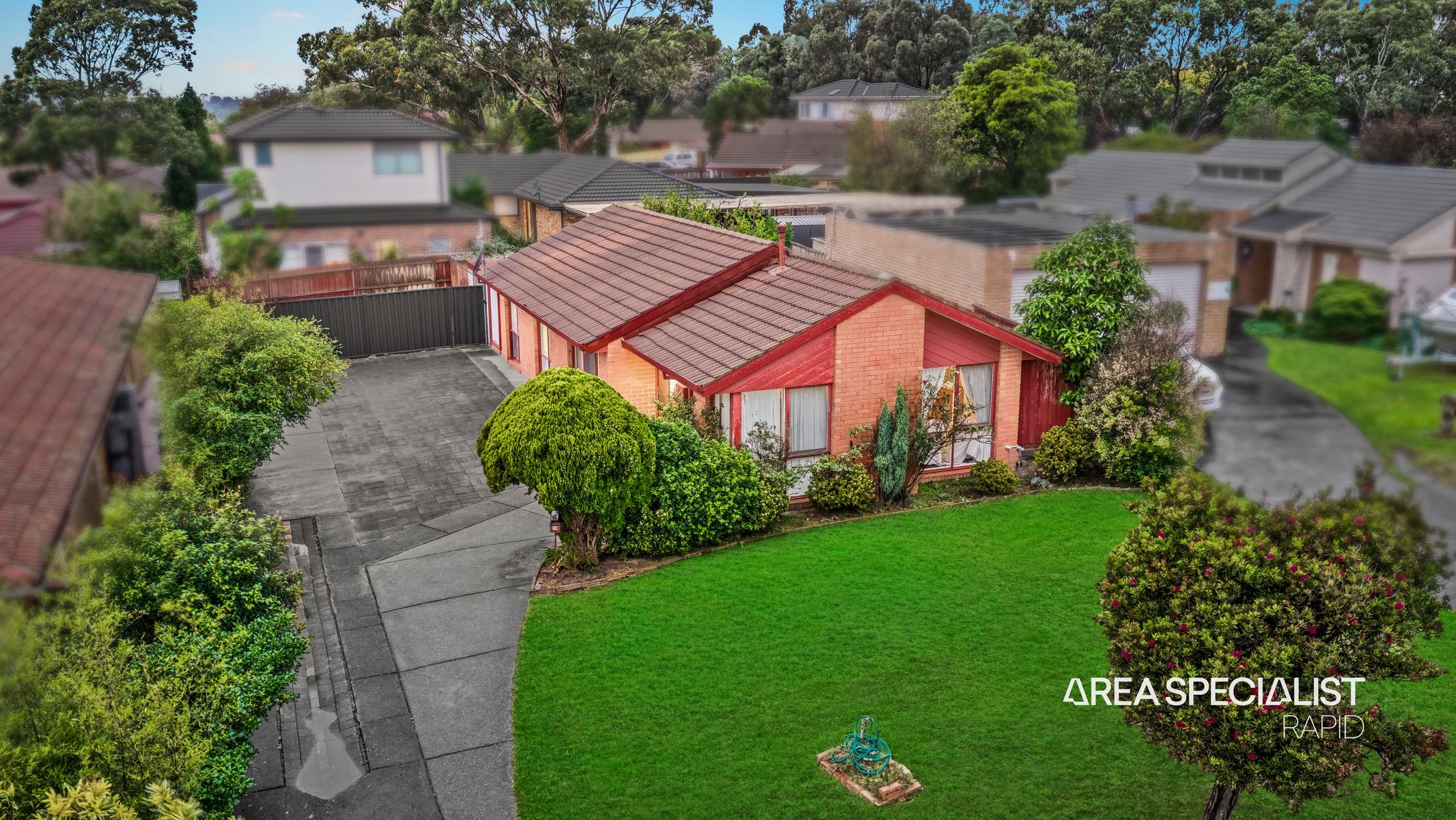 14 Kensington Court, Hampton Park, Hampton Park - Thumbnail 3