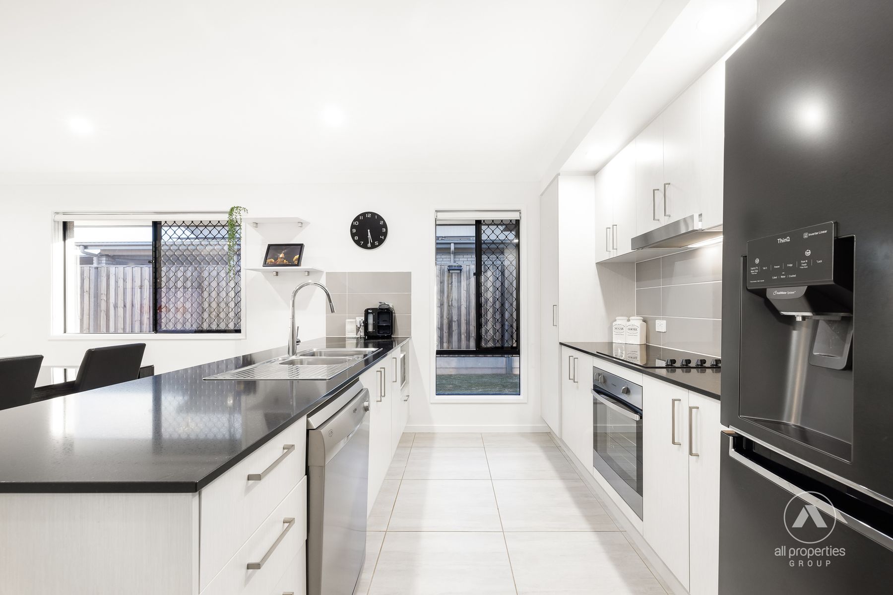8 Notlob Court, Greenbank QLD 4124, Greenbank - Thumbnail 3
