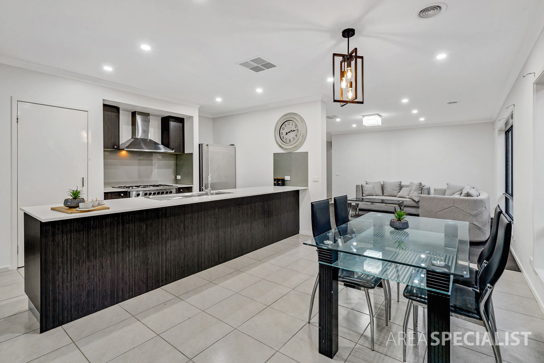 67 Sabel Drive, Cranbourne North, VIC 3977, Cranbourne North - Thumbnail 5