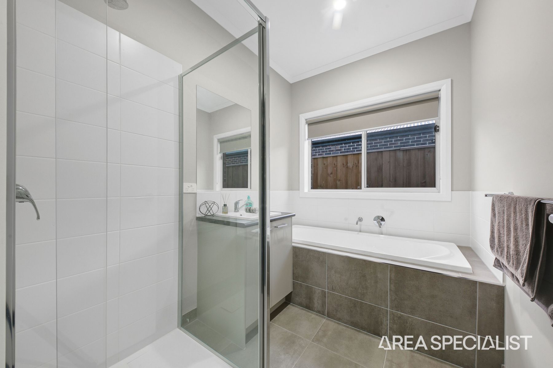 20 Tulloona Street, Fraser Rise, VIC 3336 07