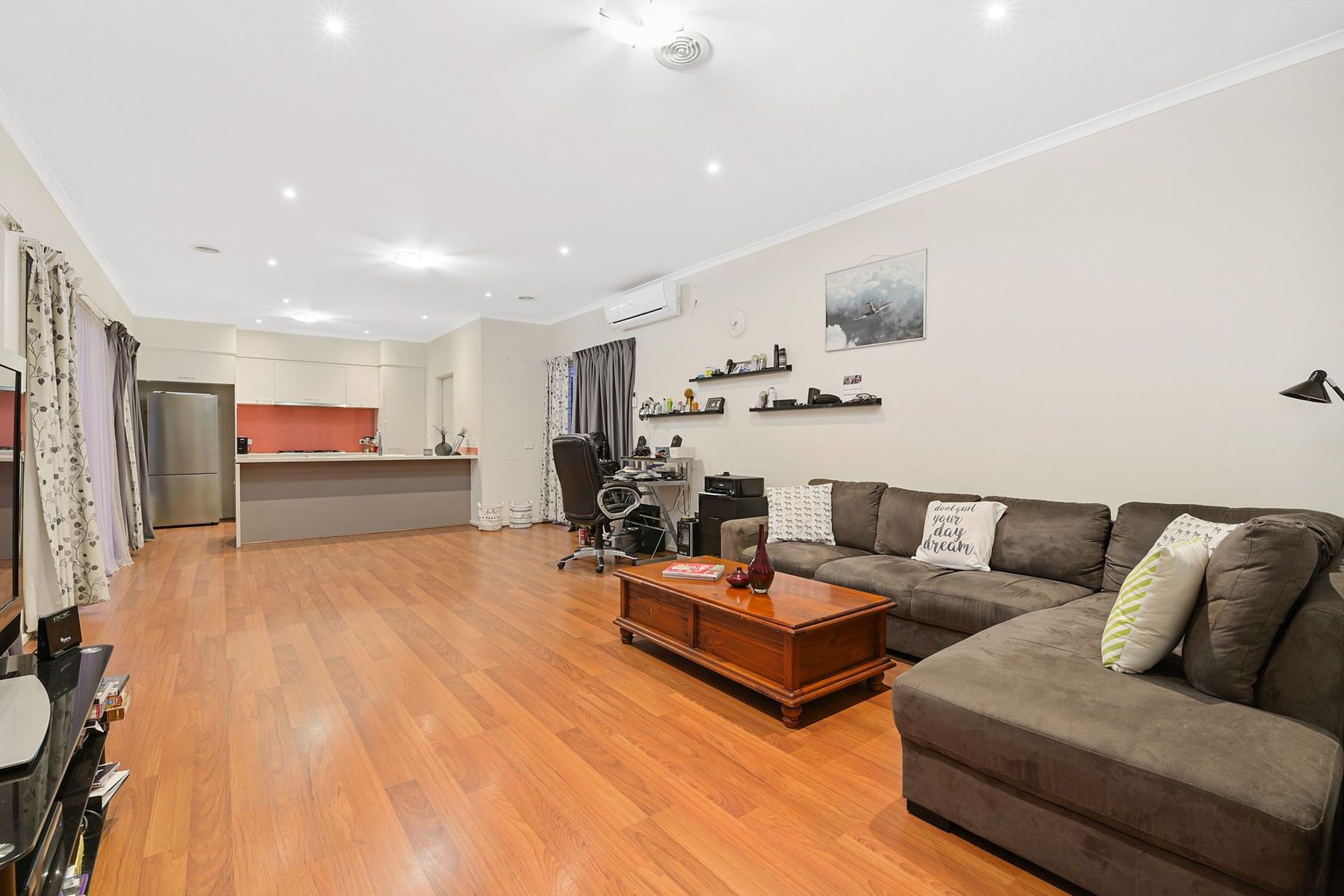 12 Black Wattle Way, Cranbourne - Thumbnail 6