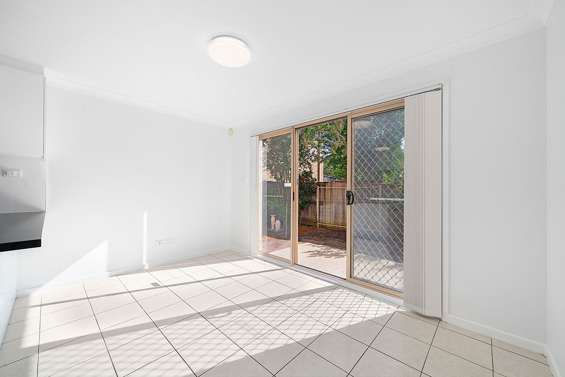 (High Res) 16 56 Boundary Rd, Chester Hill 04