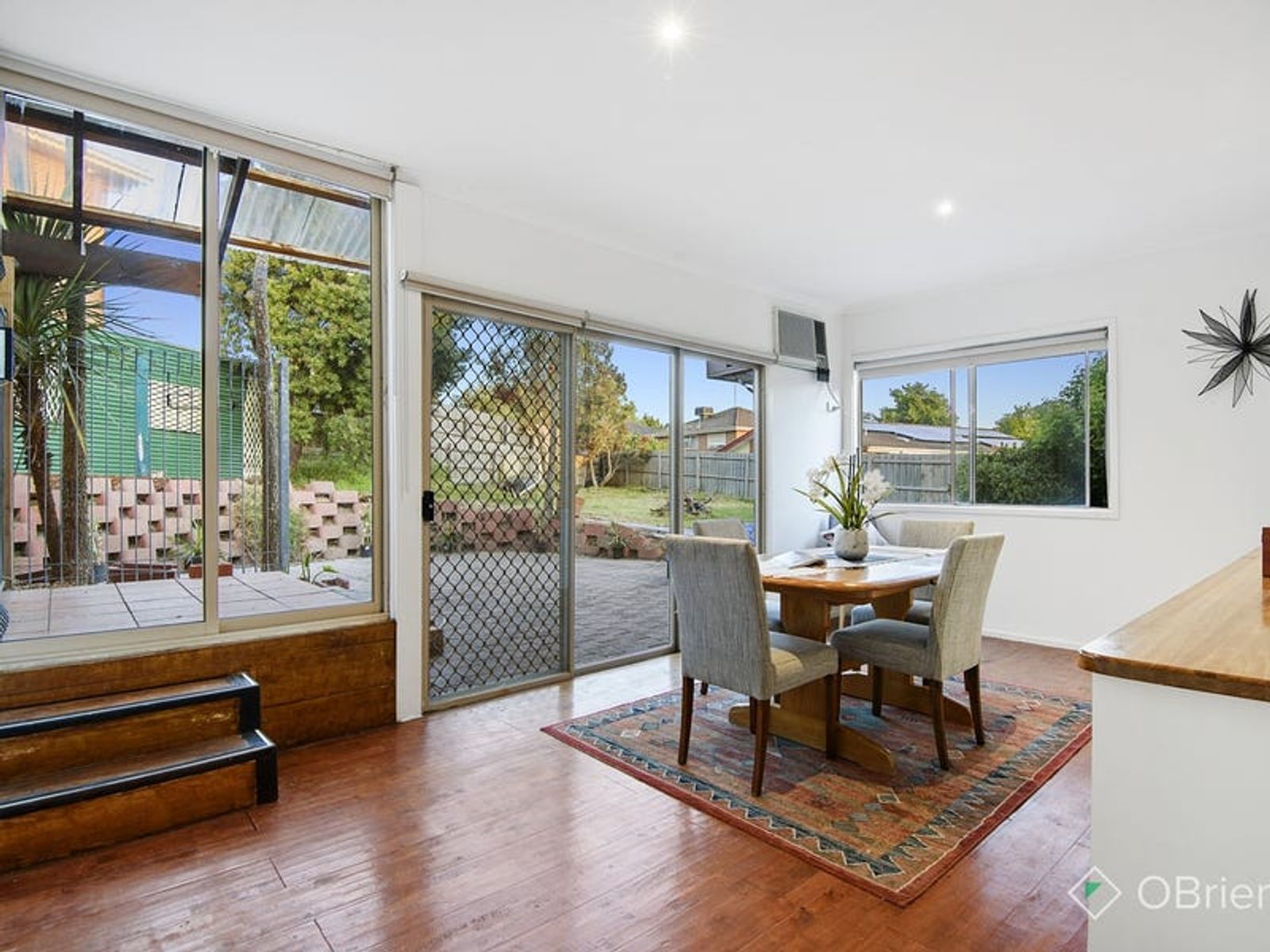 10 Armiston Court, Endeavour Hills, VIC 3802, Endeavour Hills - Thumbnail 6