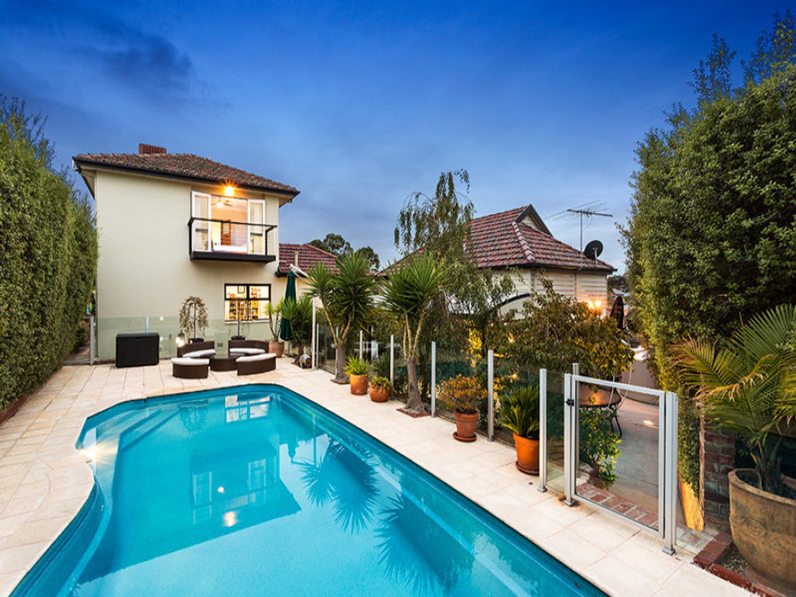7 Willett Avenue, Oak Park - Thumbnail 2