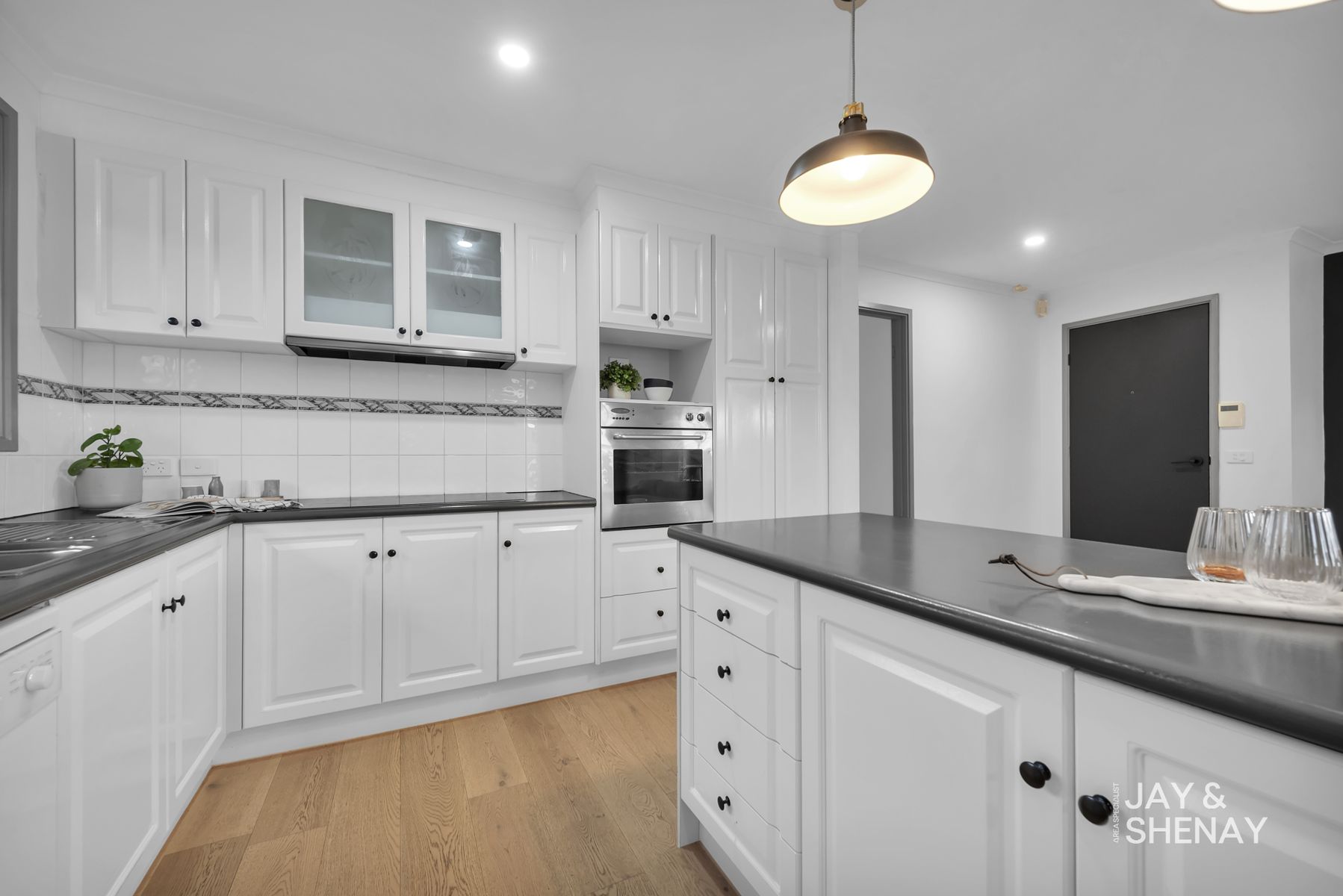 9 Dundee Court, Endeavour Hills, VIC 3802, Endeavour Hills - Thumbnail 4