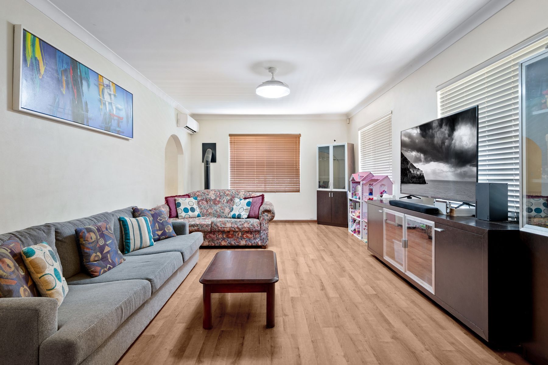 17 Greendale Road, Wallacia NSW 2745, Wallacia - Thumbnail 3