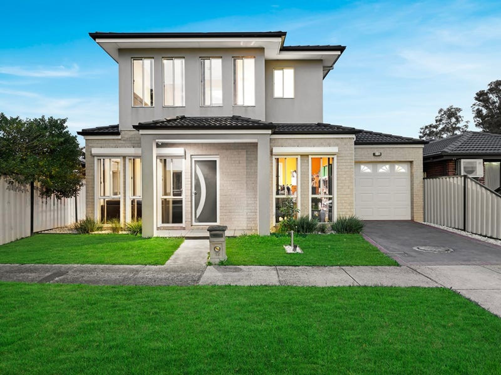 12 Branton Drive, Hampton Park, VIC 3976, Hampton Park - Thumbnail 2