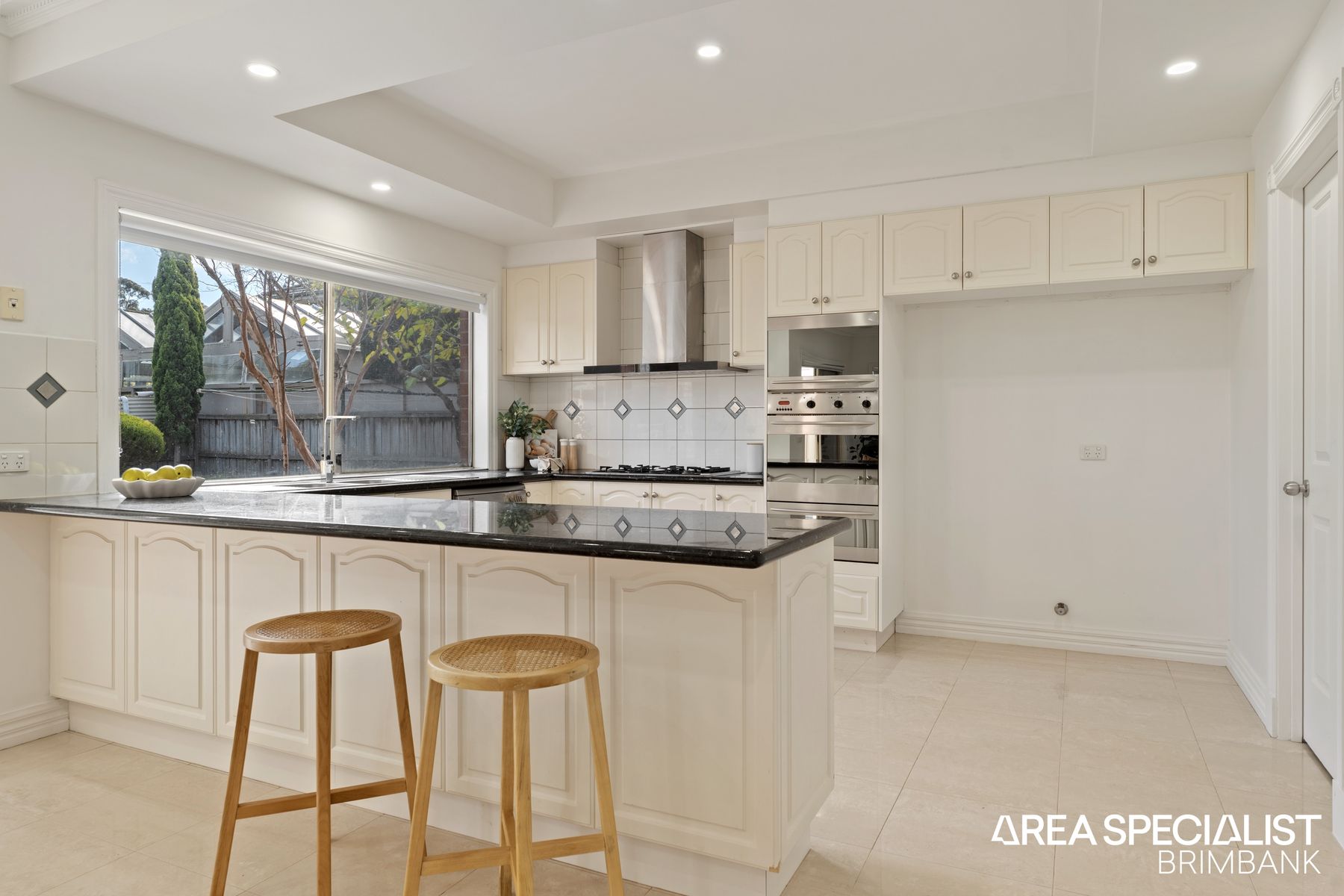 2 Parklea Avenue, Cairnlea, Cairnlea - Thumbnail 7