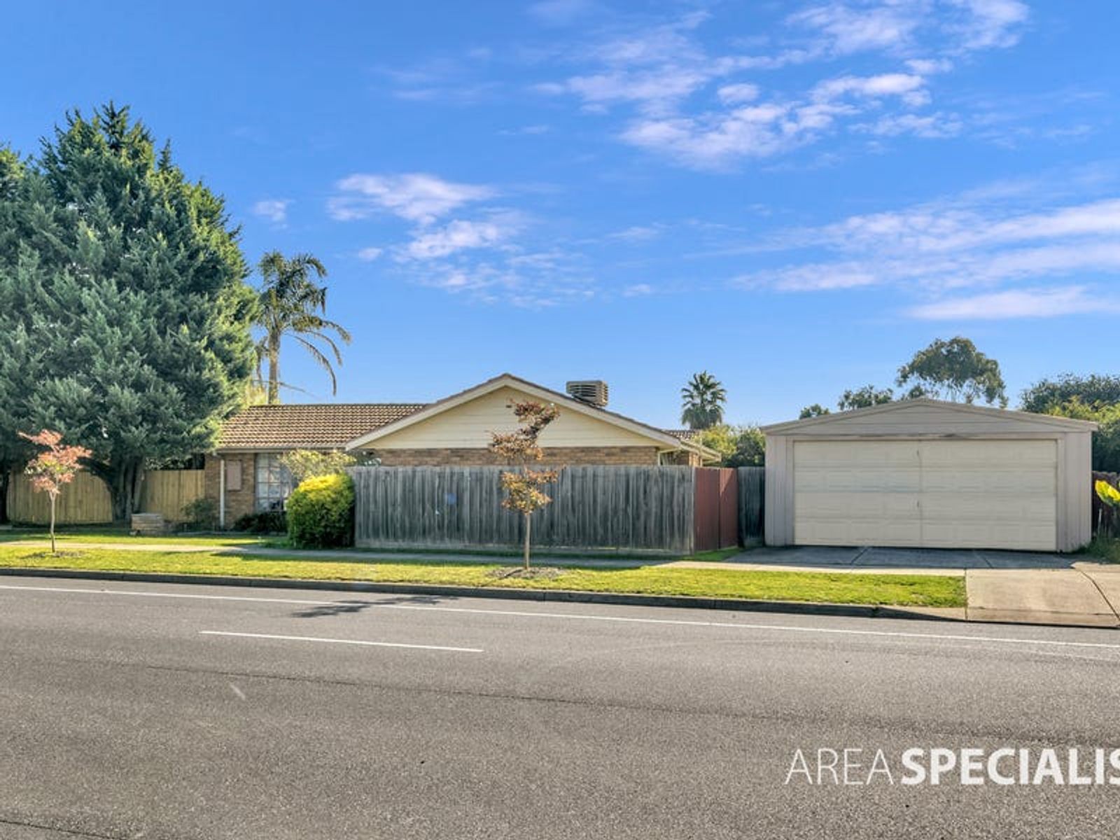 7 Willow Drive, Hampton Park, VIC 3976, Hampton Park - Thumbnail 2