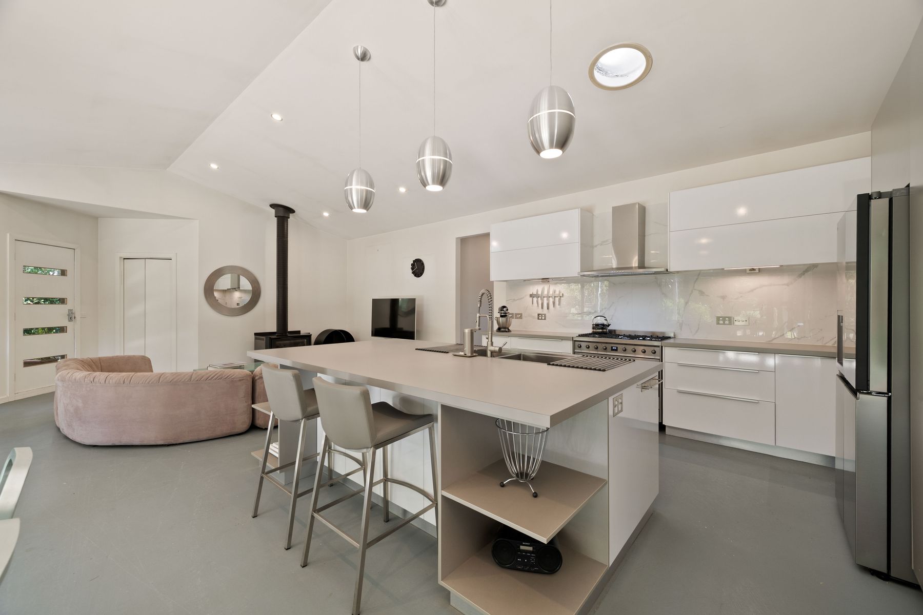 25 Ashwood Avenue, Bright VIC 3741, Bright - Thumbnail 4
