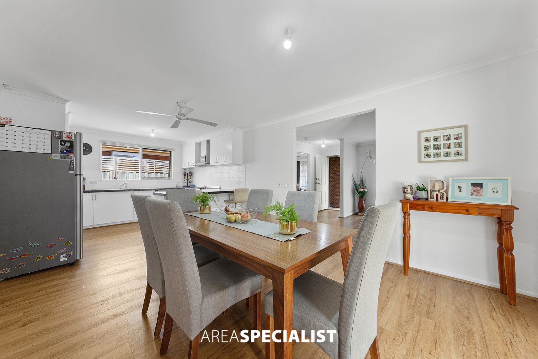 20 Gullquist Way, Pakenham, VIC 3810, Pakenham - Thumbnail 6