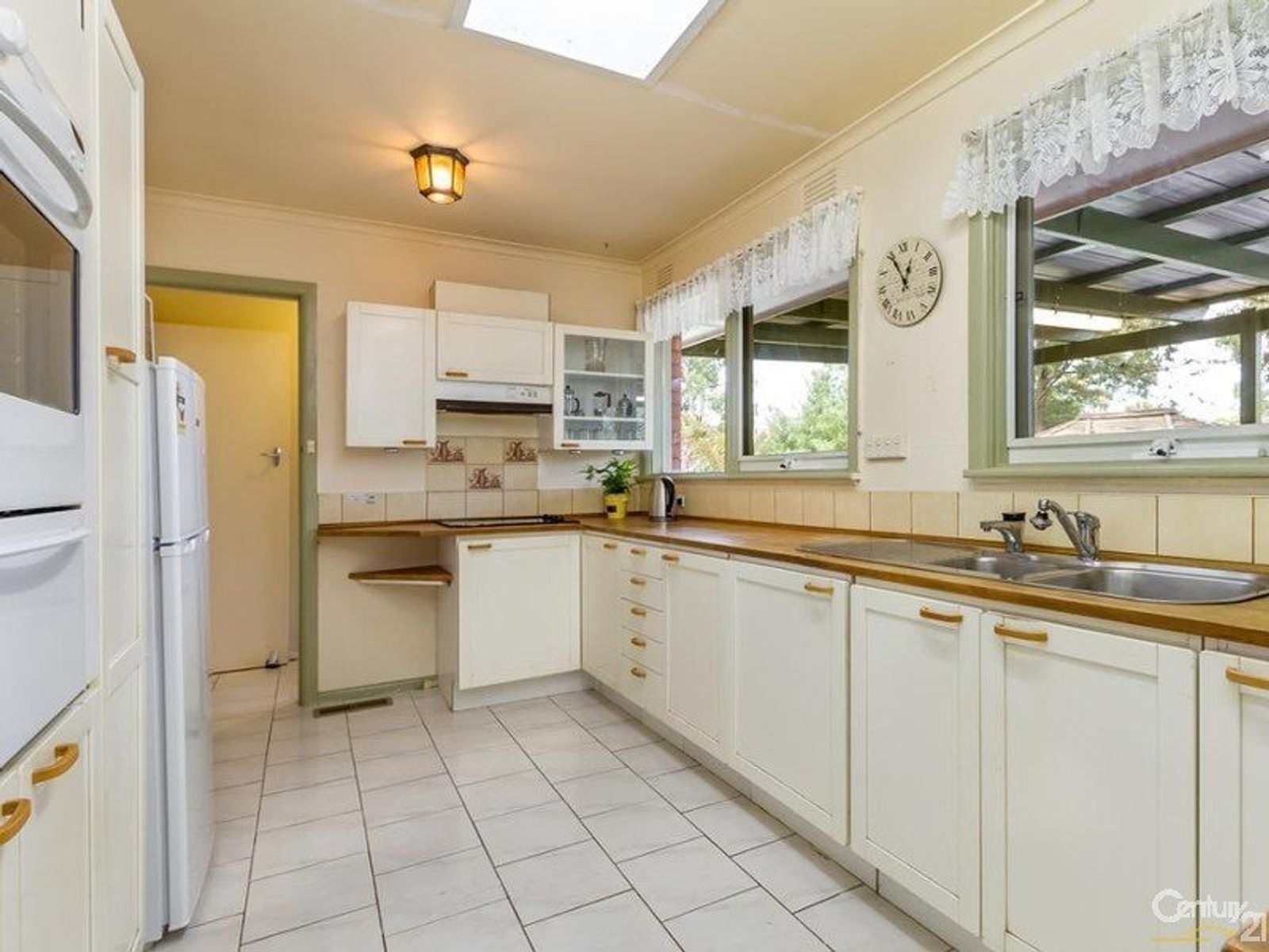 14 Campbell Street, Glen Waverley, VIC 3150, Glen Waverley - Thumbnail 3