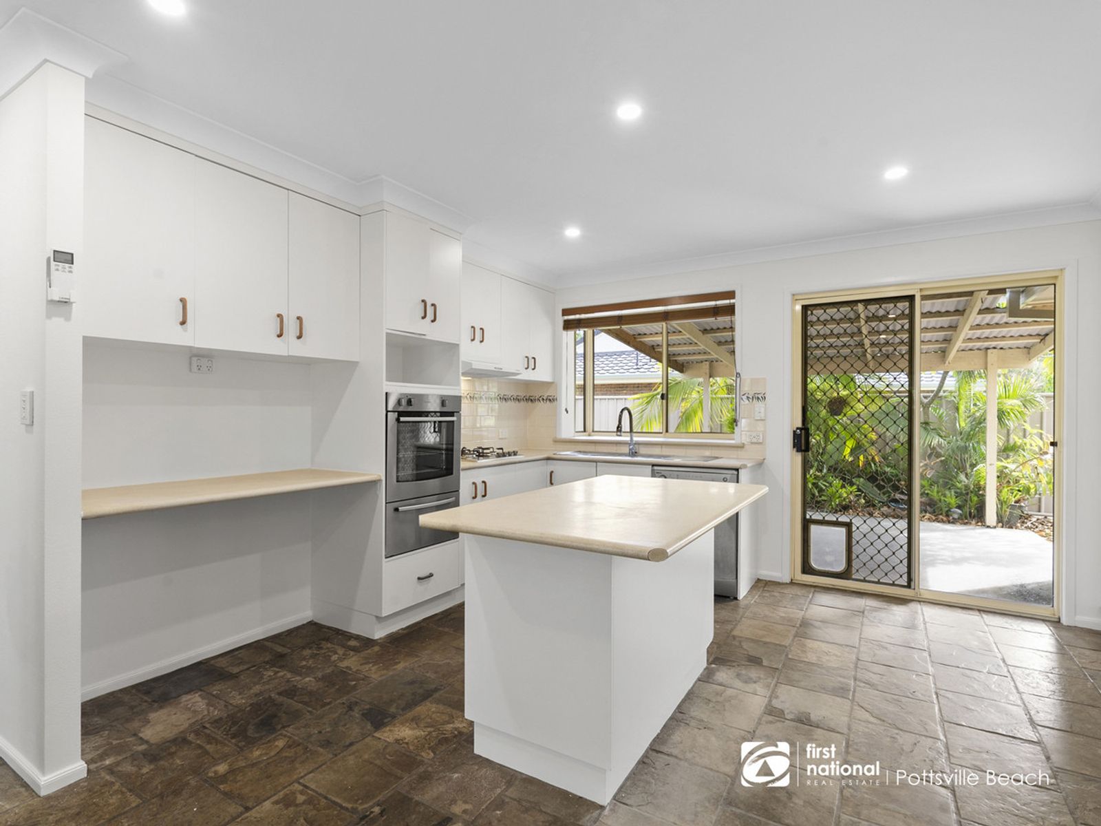 25 McKenzie Avenue, Pottsville NSW 2489, Pottsville - Thumbnail 5