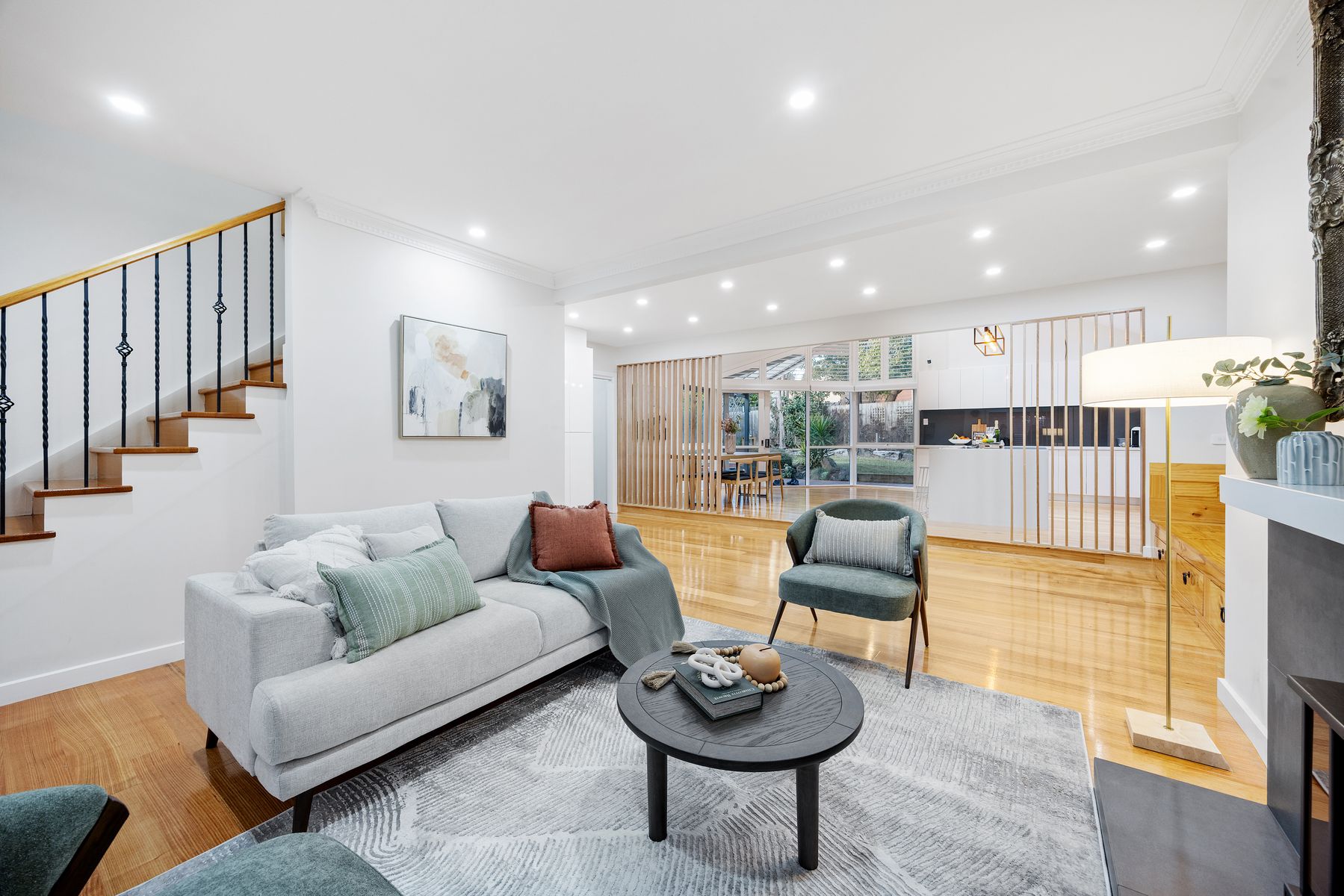12 Jeffrey Street, Mount Waverley, VIC 3149, Mount Waverley - Thumbnail 4