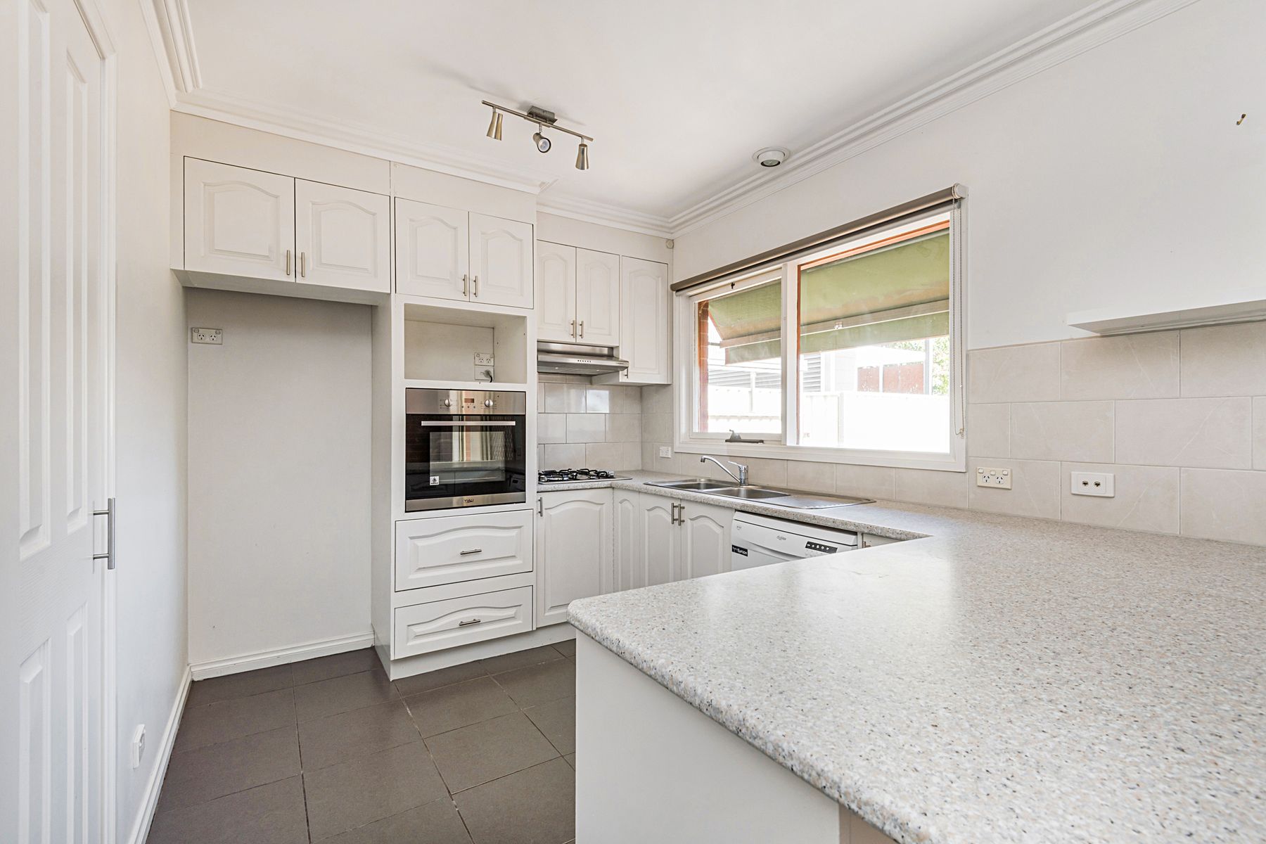 64 Olinda Street, Quarry Hill, VIC 3550, Quarry Hill - Thumbnail 2