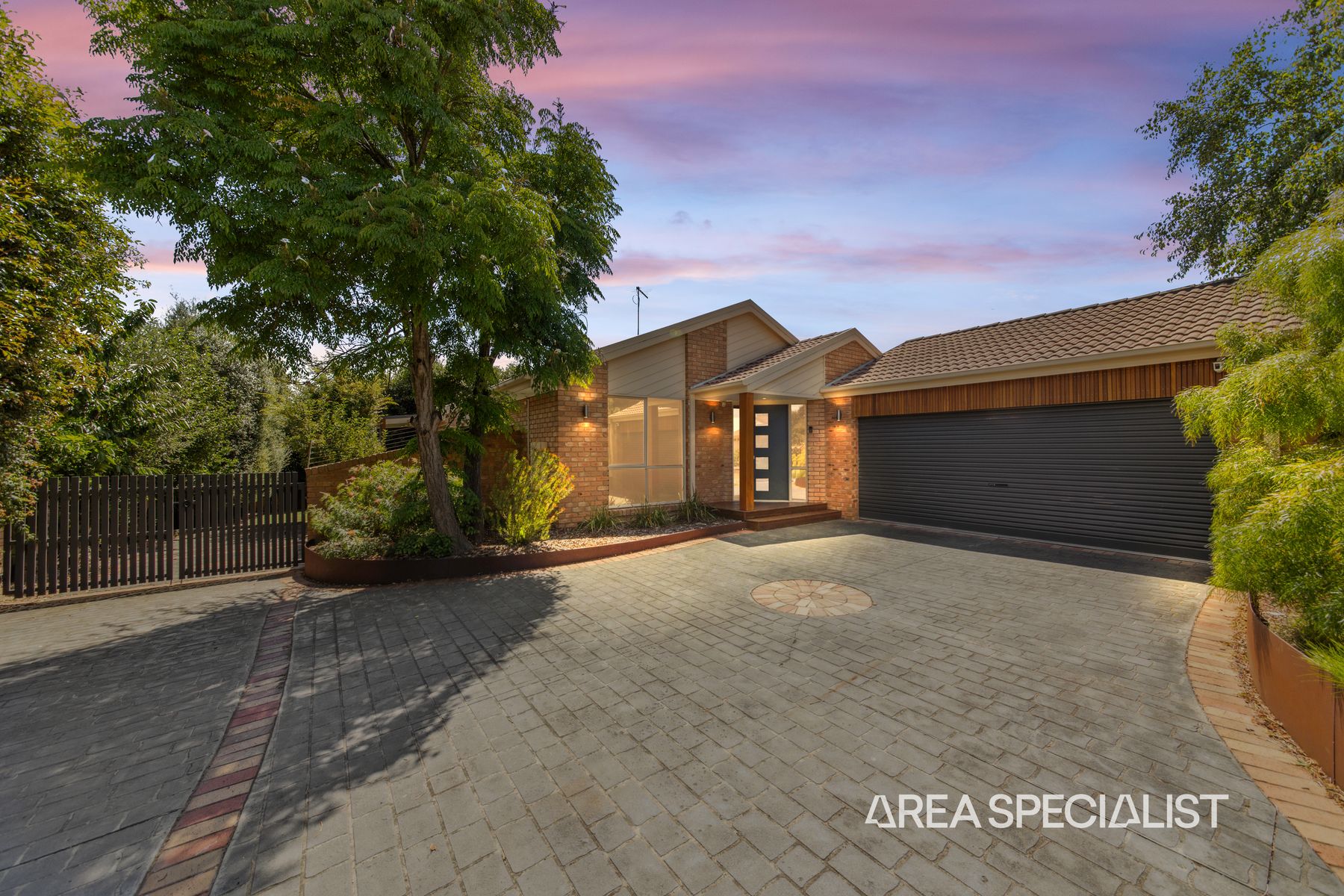 11 Nathan Court, Pakenham, VIC 3810, Pakenham - Thumbnail 2