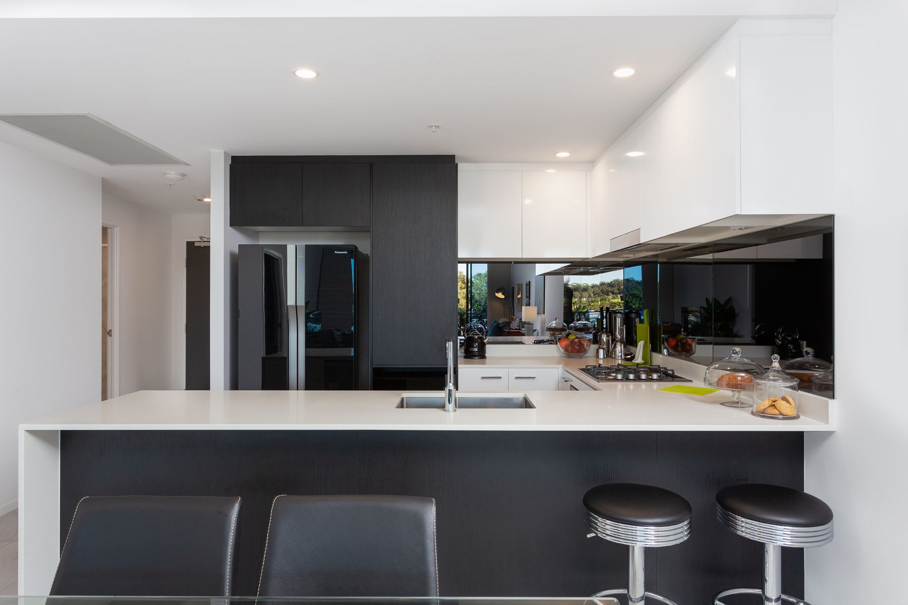 4208/5 Harbour Side Court, Biggera Waters, QLD 4216, Biggera Waters - Thumbnail 7