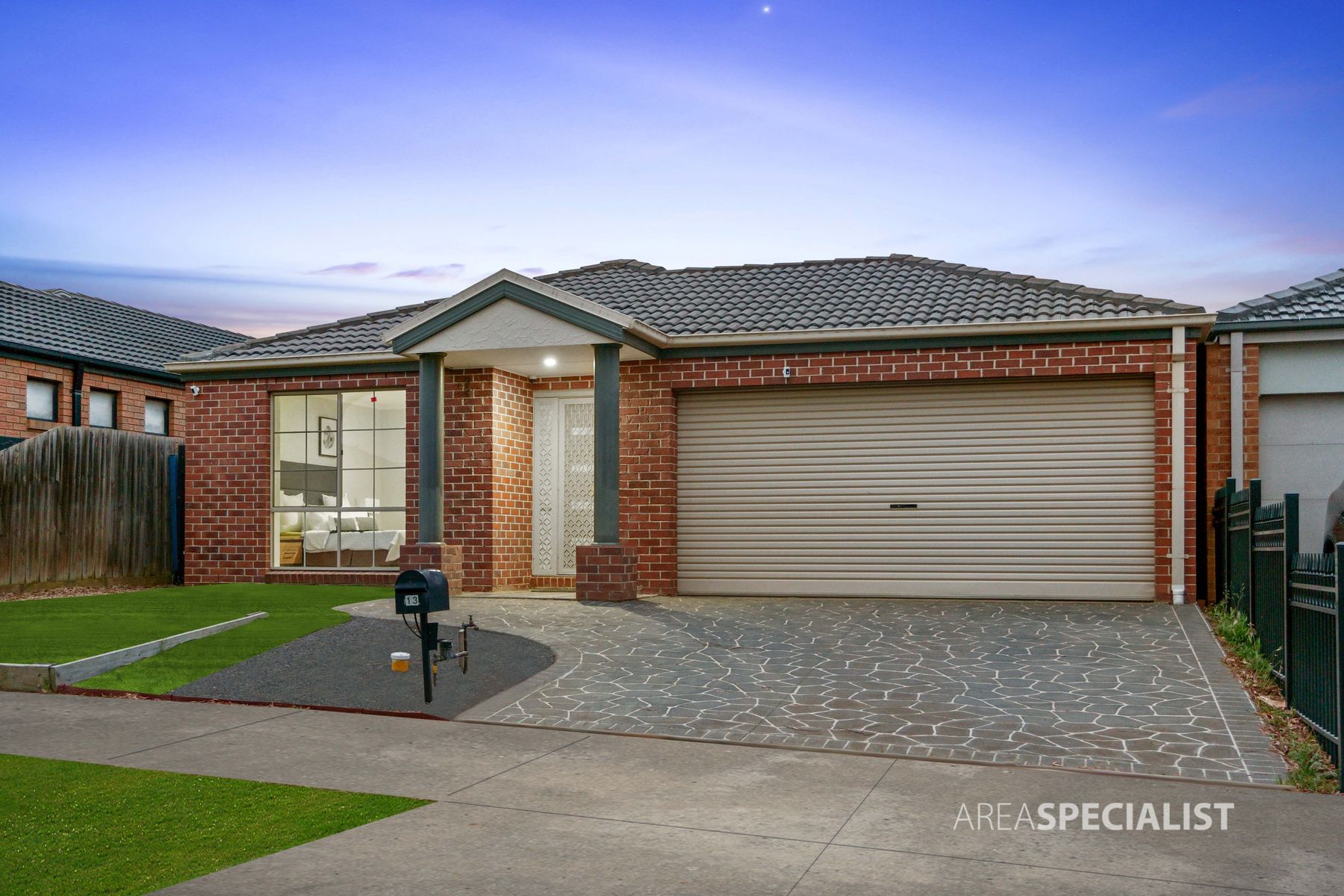 13 Ingot Avenue, Tarneit, VIC 3029, Tarneit - Thumbnail 3