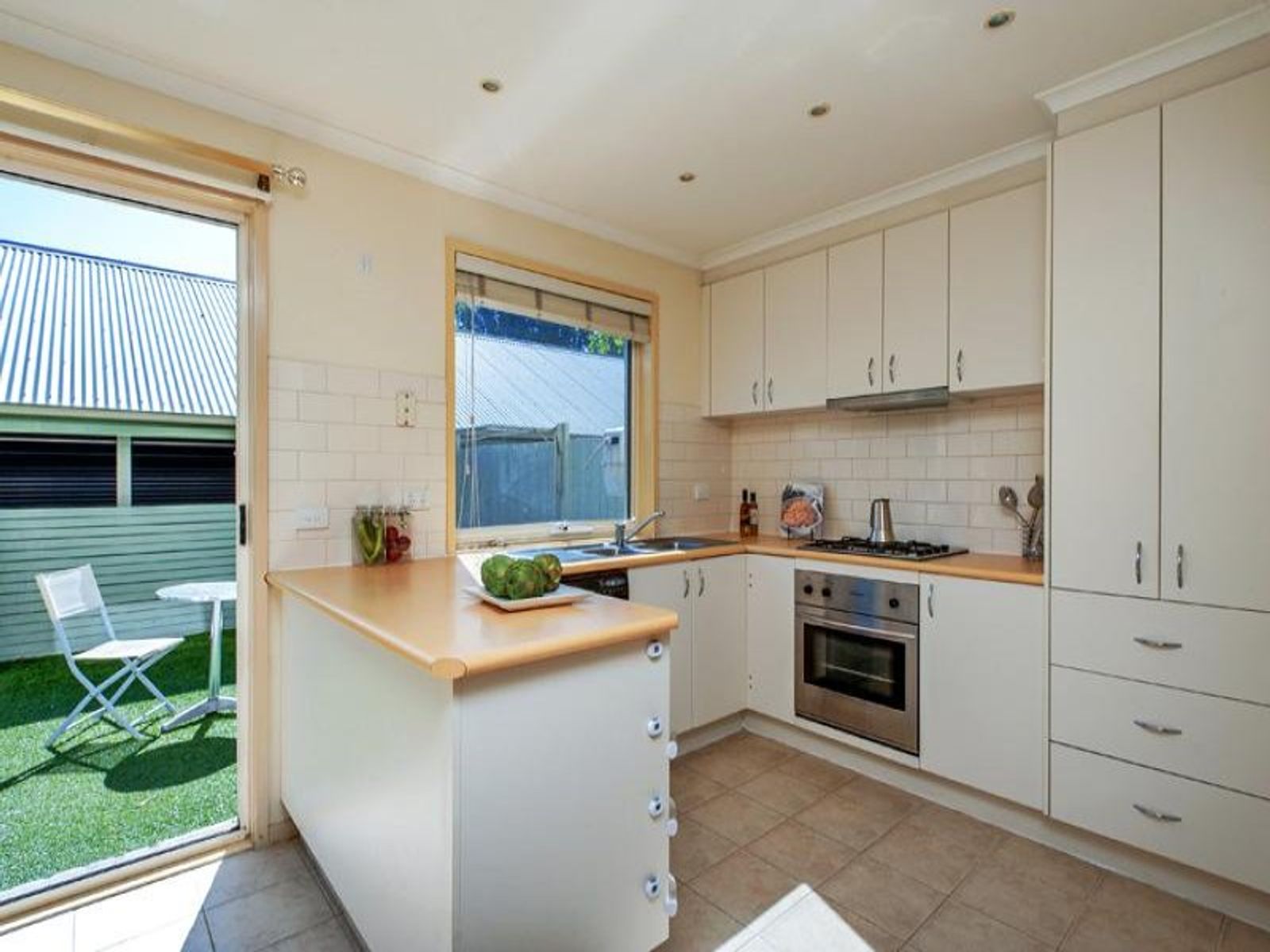 3 Moylan Lane, Kensington - Thumbnail 4