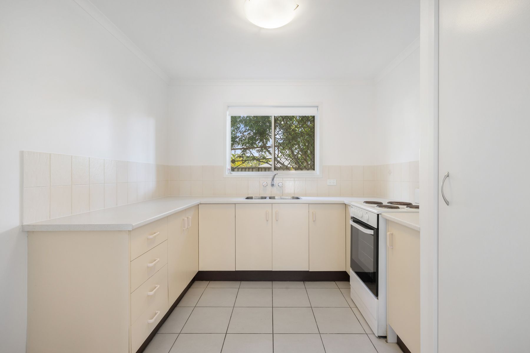 16/42 Monash Road, Loganlea QLD 4131, Loganlea - Thumbnail 3